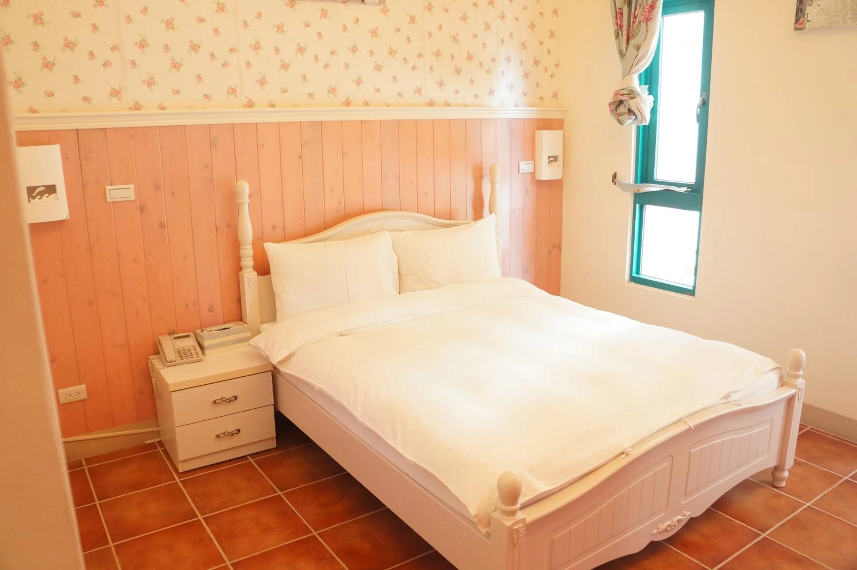 Bed in Rainbow B&B