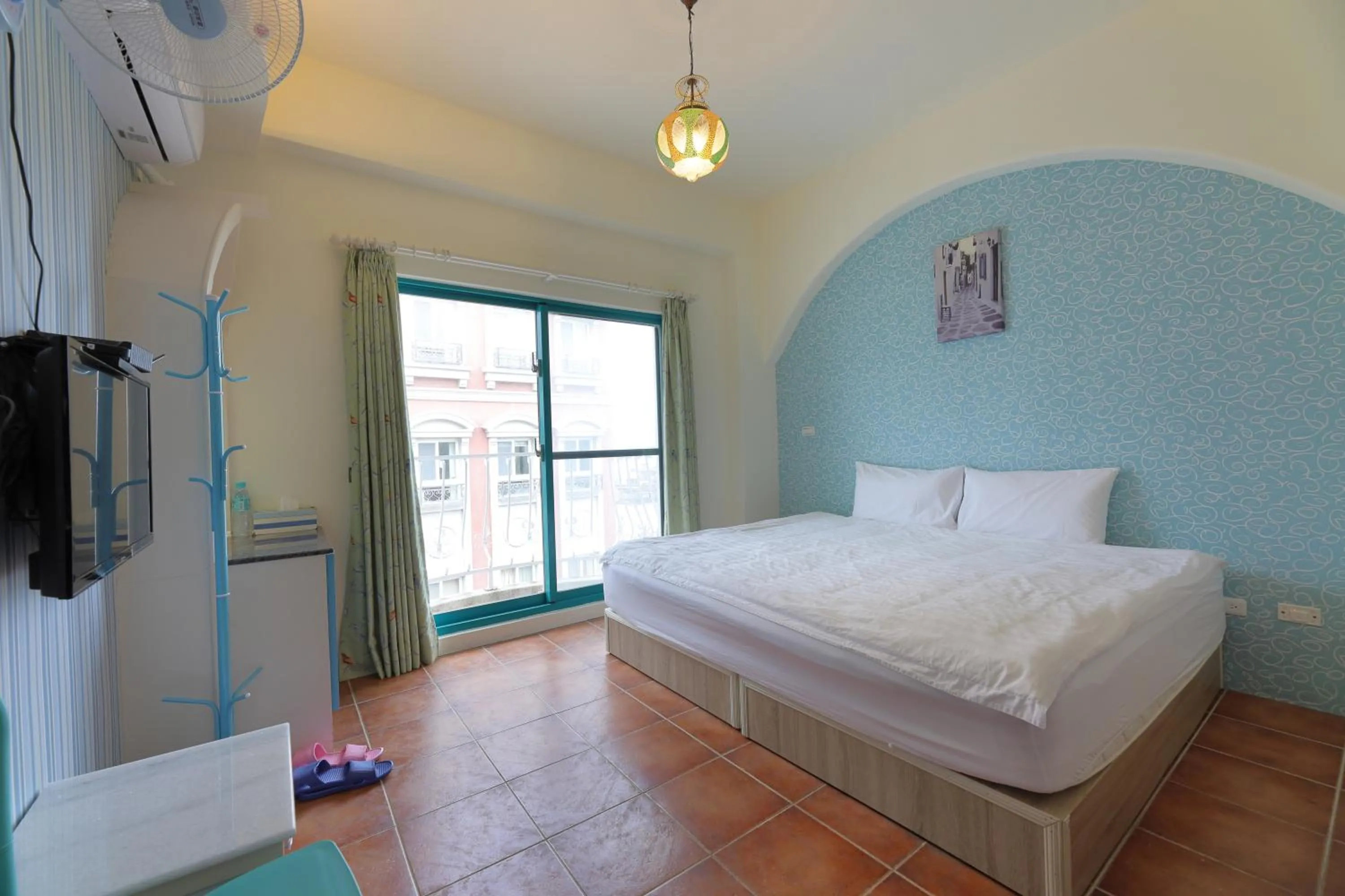 Bed in Rainbow B&B
