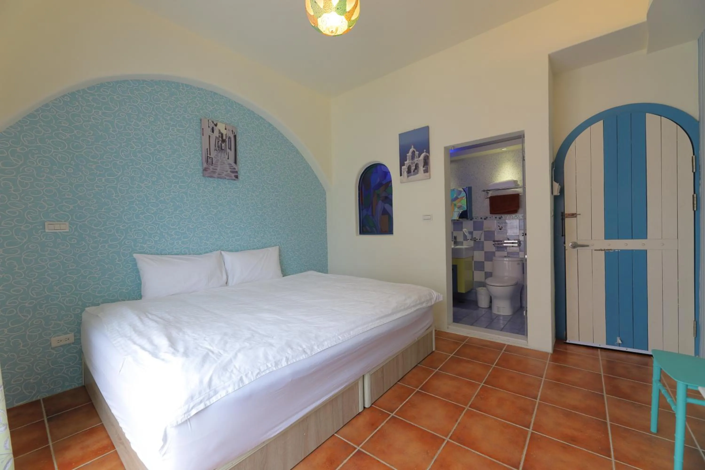 Bed in Rainbow B&B