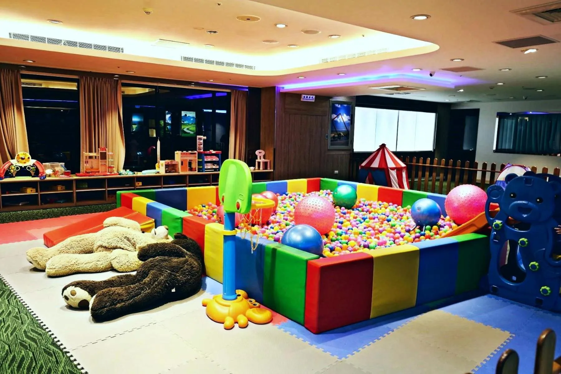 Children play ground in Chii Lih Resort