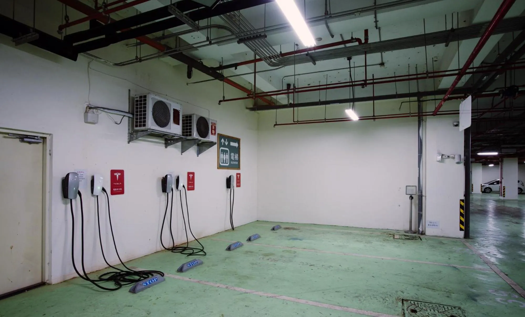 Parking in Chii Lih Resort