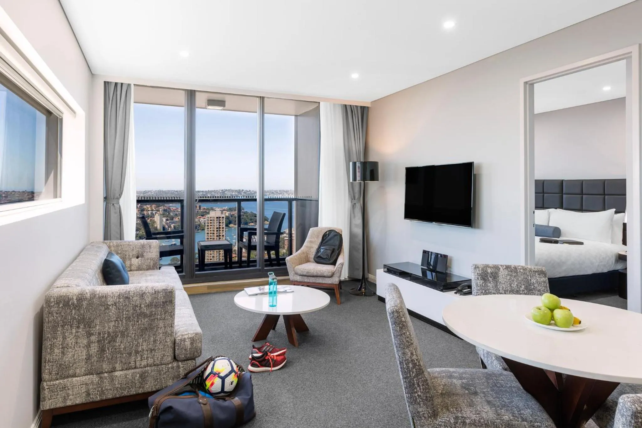 Balcony/Terrace in Meriton Suites North Sydney