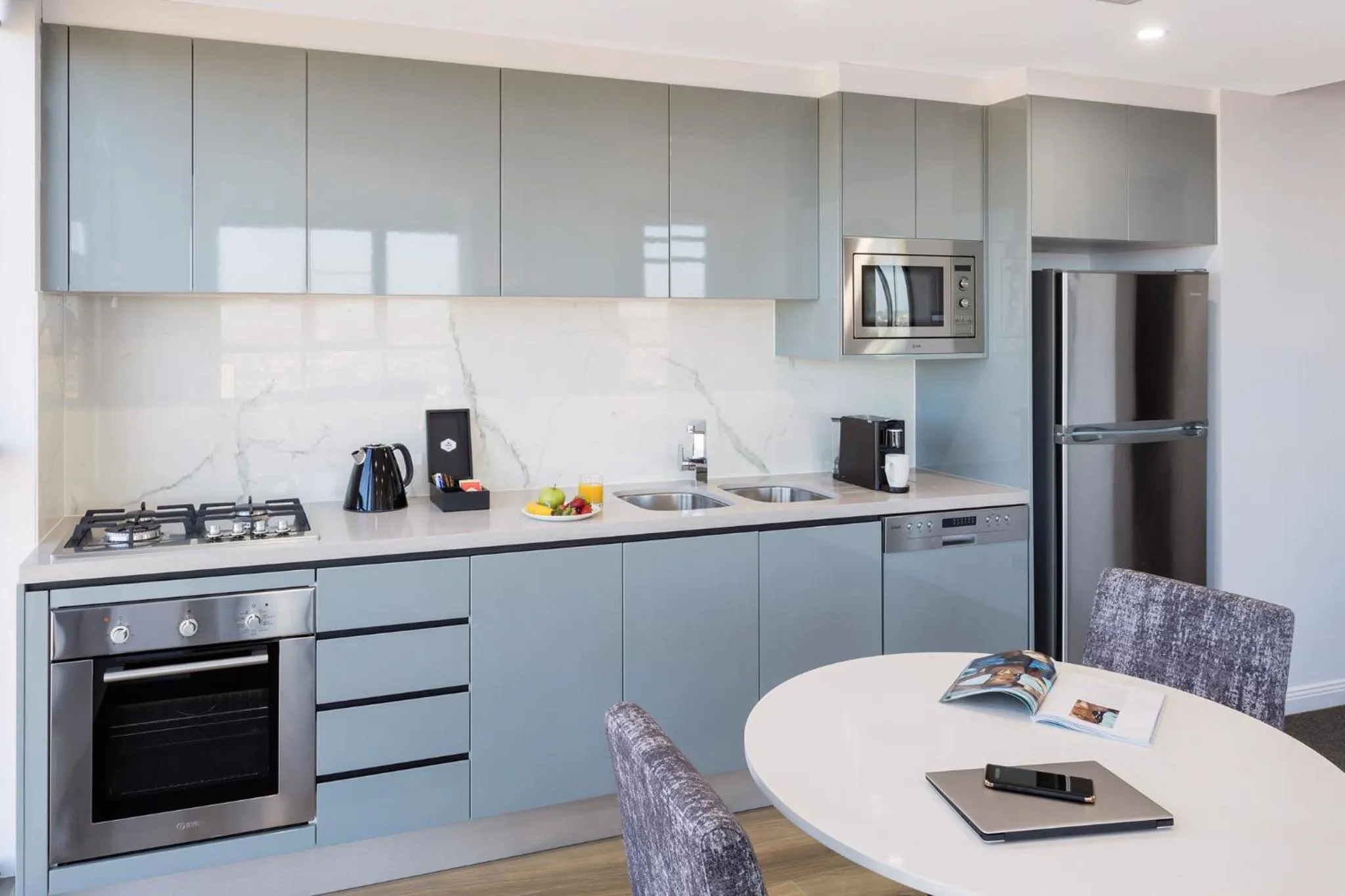 Dining area in Meriton Suites North Sydney