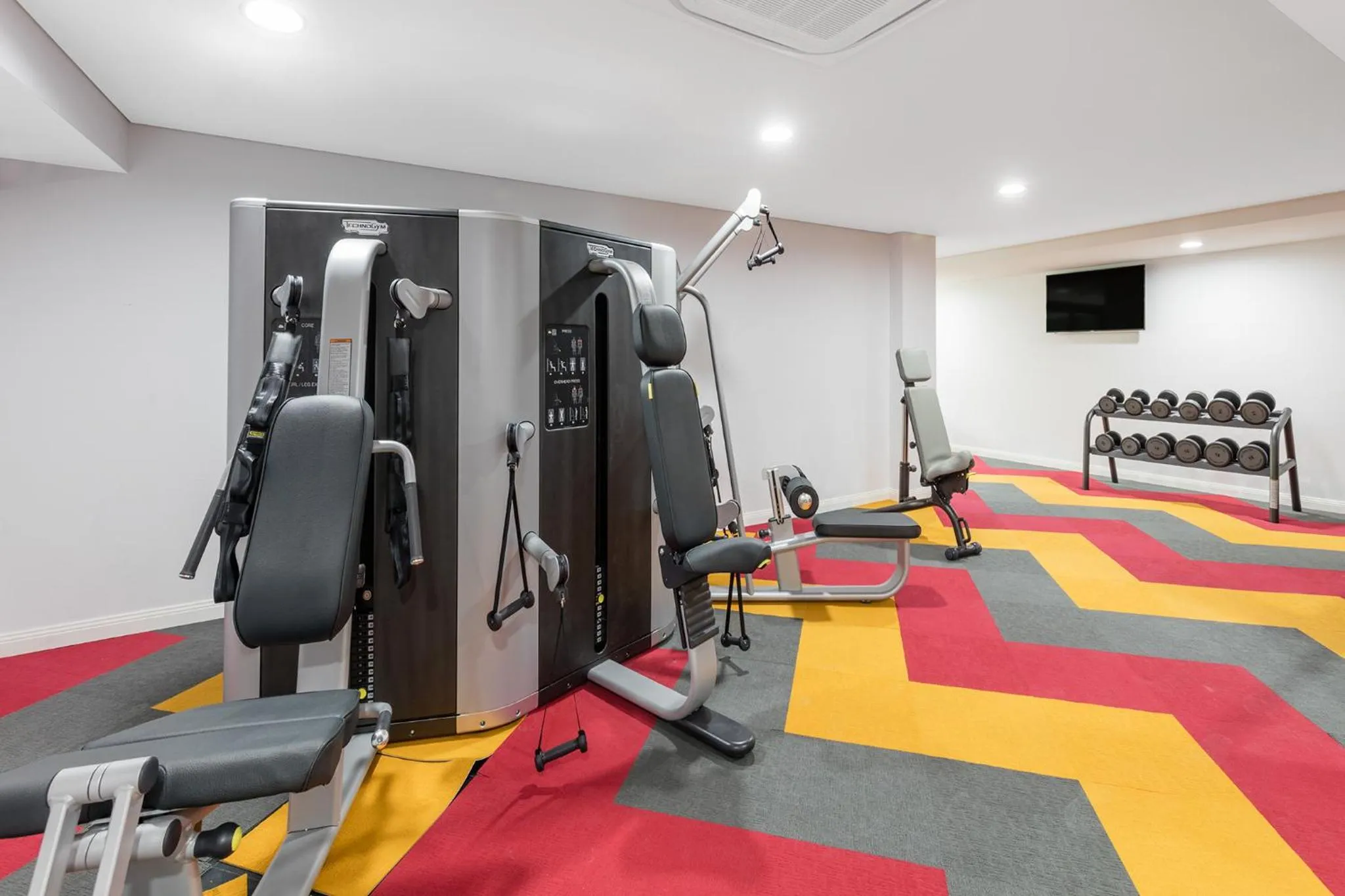 Fitness centre/facilities in Meriton Suites North Sydney
