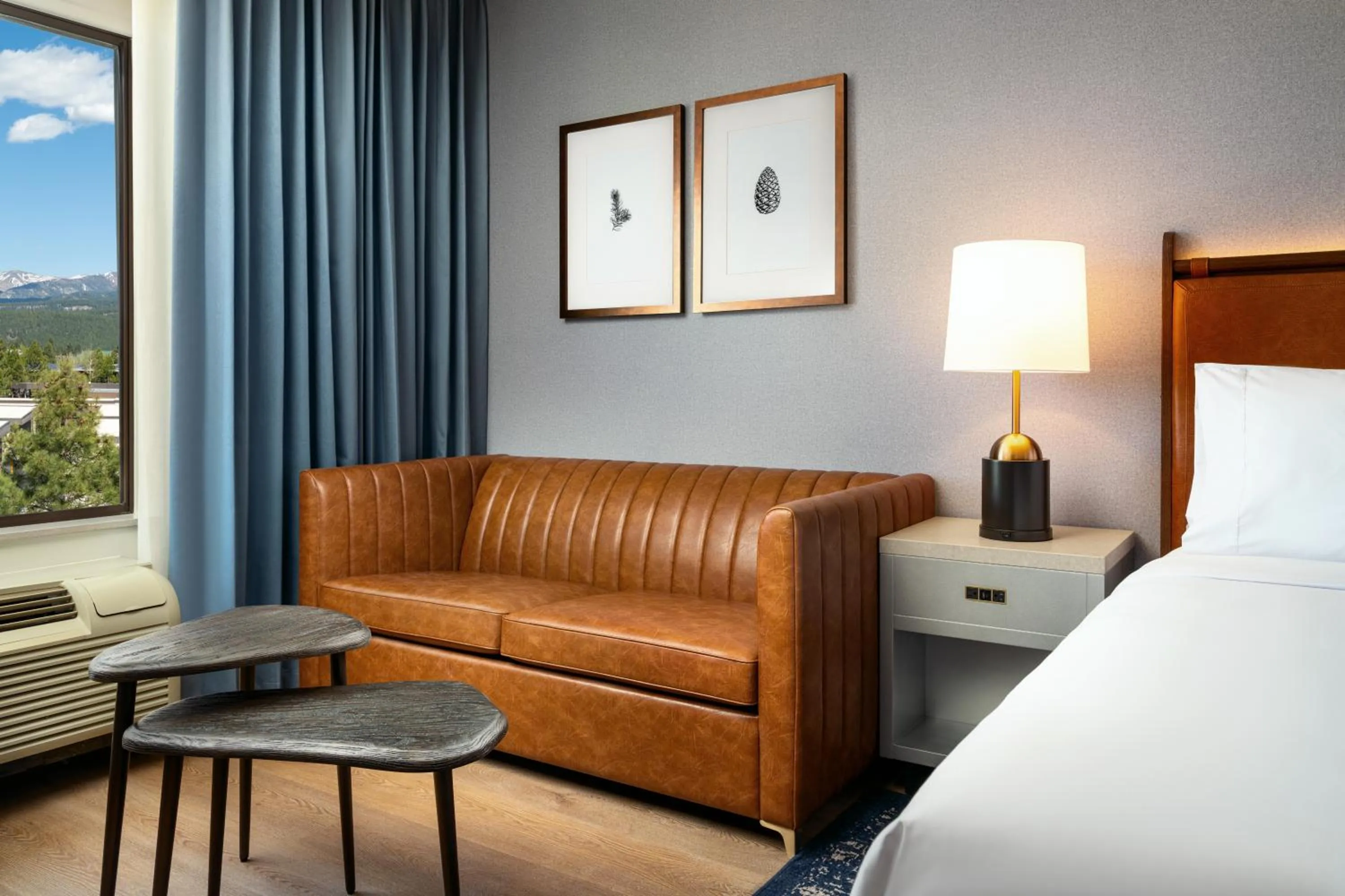 Seating area, Bed in Martis Valley Lodge, Tapestry Collection by Hilton