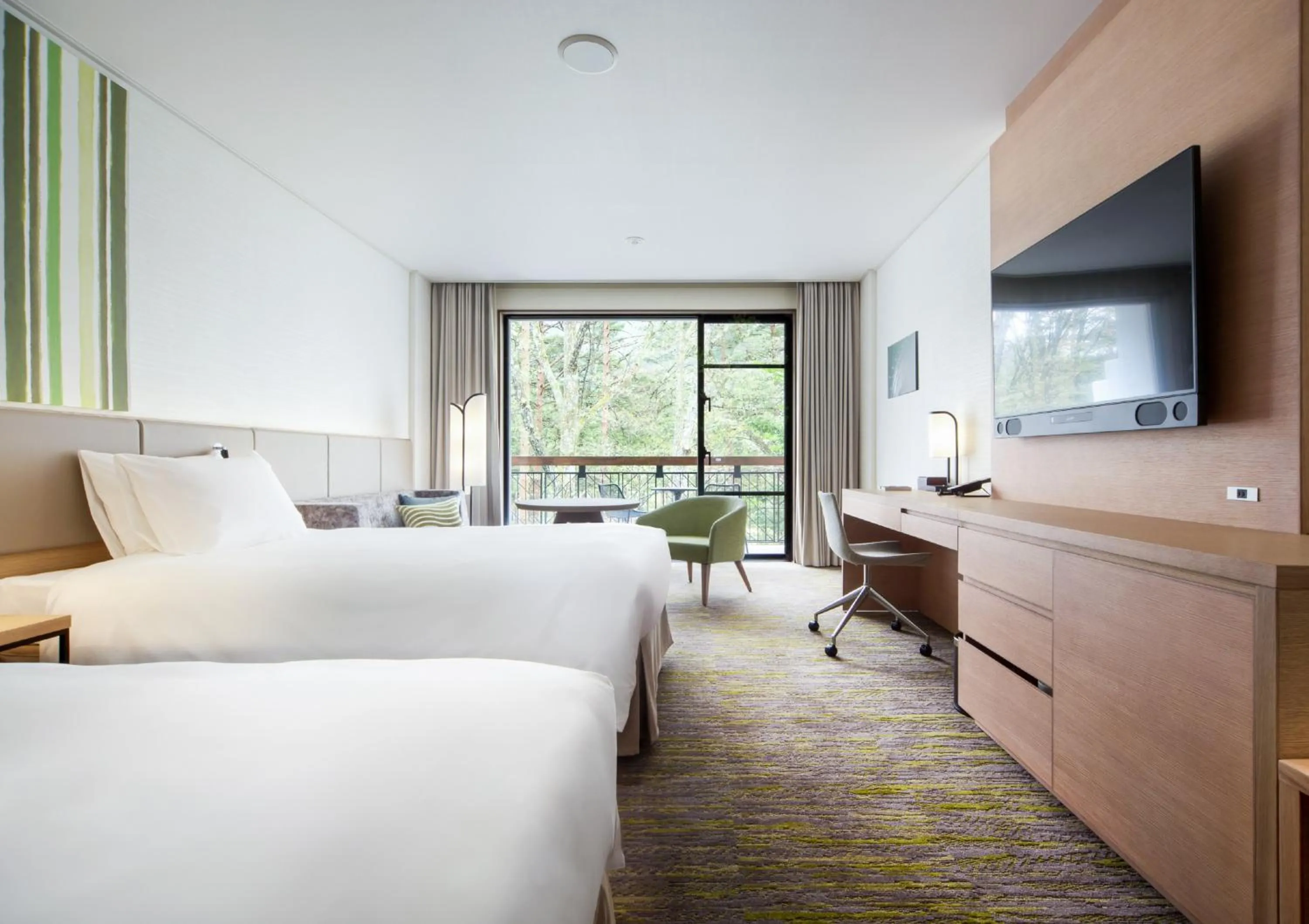 Photo of the whole room, Bed in Holiday Inn Resort Shinano-Omachi Kuroyon by IHG