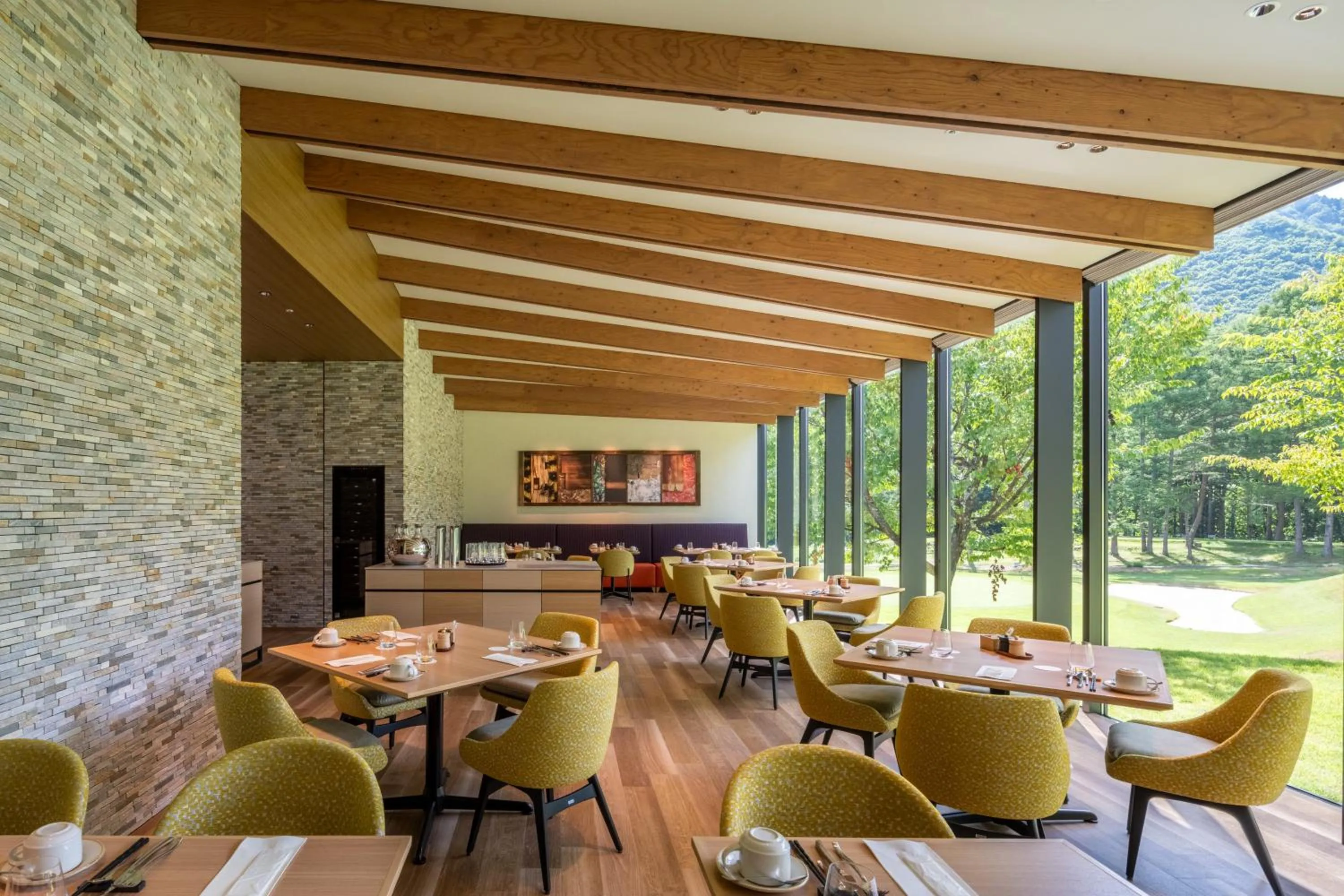 Restaurant/places to eat in Holiday Inn Resort Shinano-Omachi Kuroyon by IHG