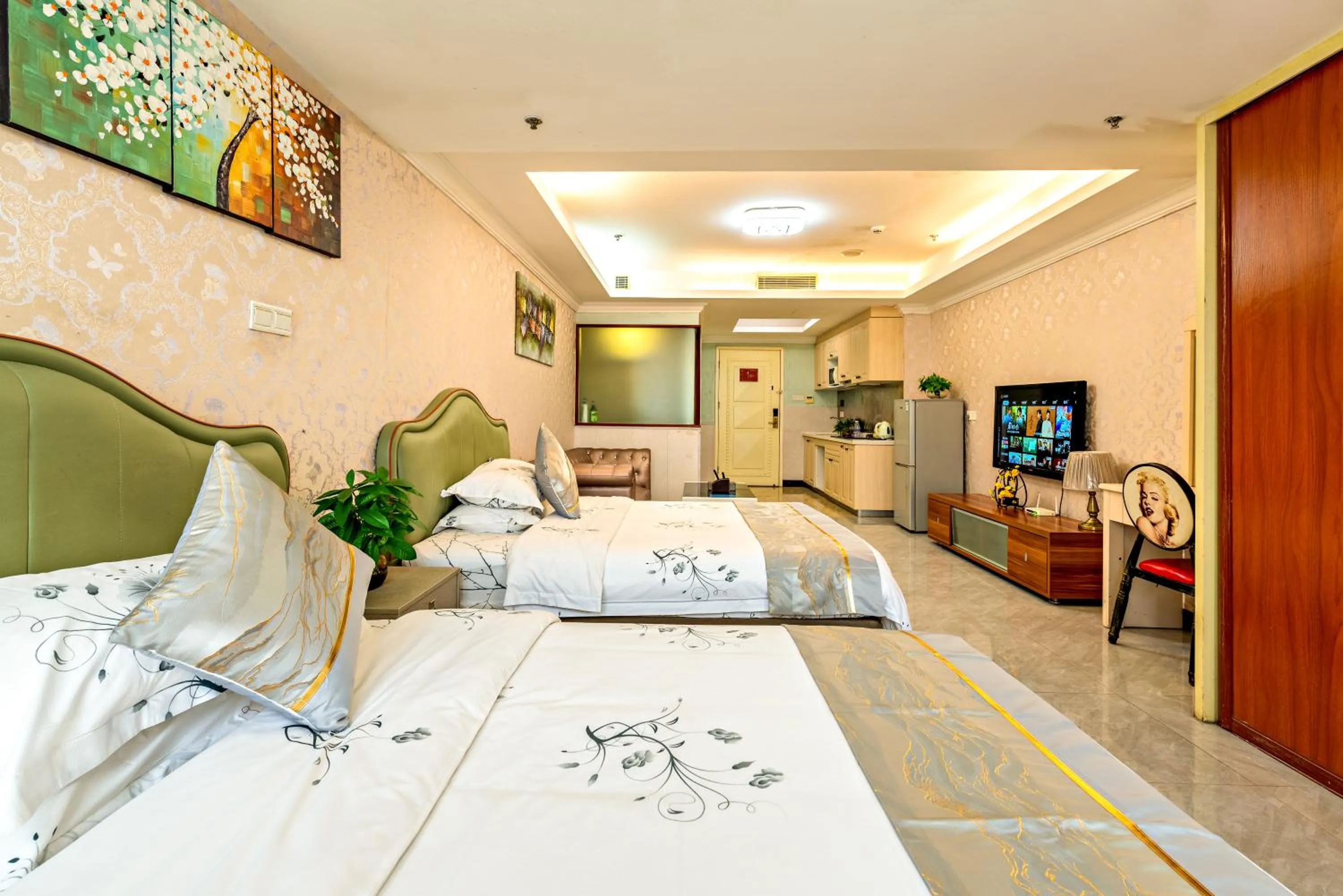 Bed in Guangzhou Manhattan International Apartment Zhengjia Free bus services are provided for the first and second phases