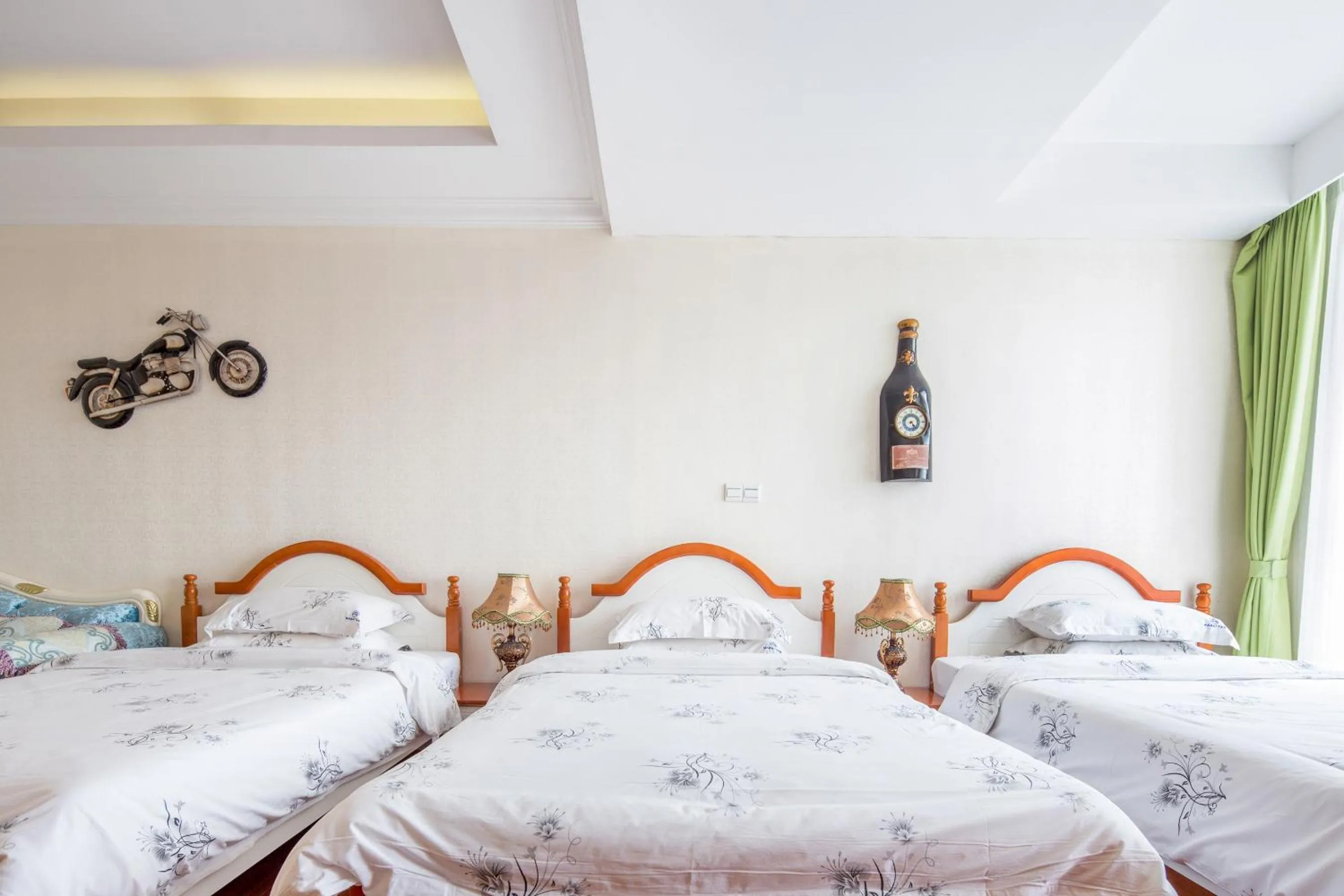 bunk bed, Bed in Guangzhou Manhattan International Apartment Zhengjia Free bus services are provided for the first and second phases