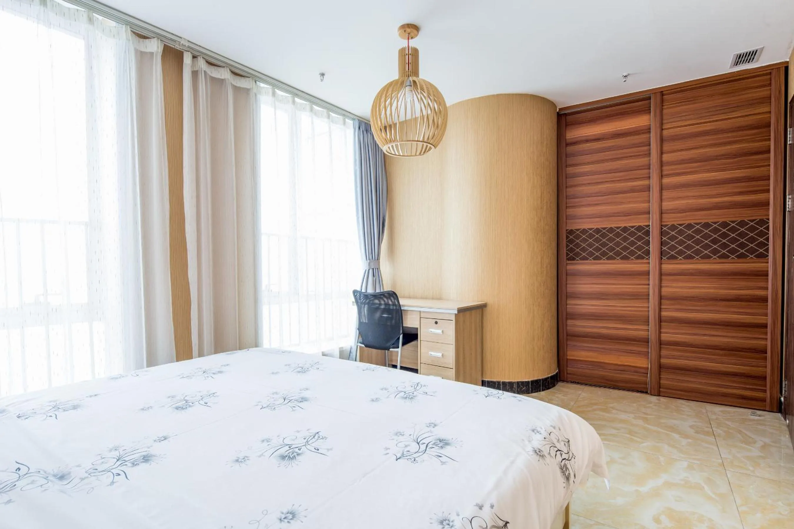 bunk bed, Bed in Guangzhou Manhattan International Apartment Zhengjia Free bus services are provided for the first and second phases