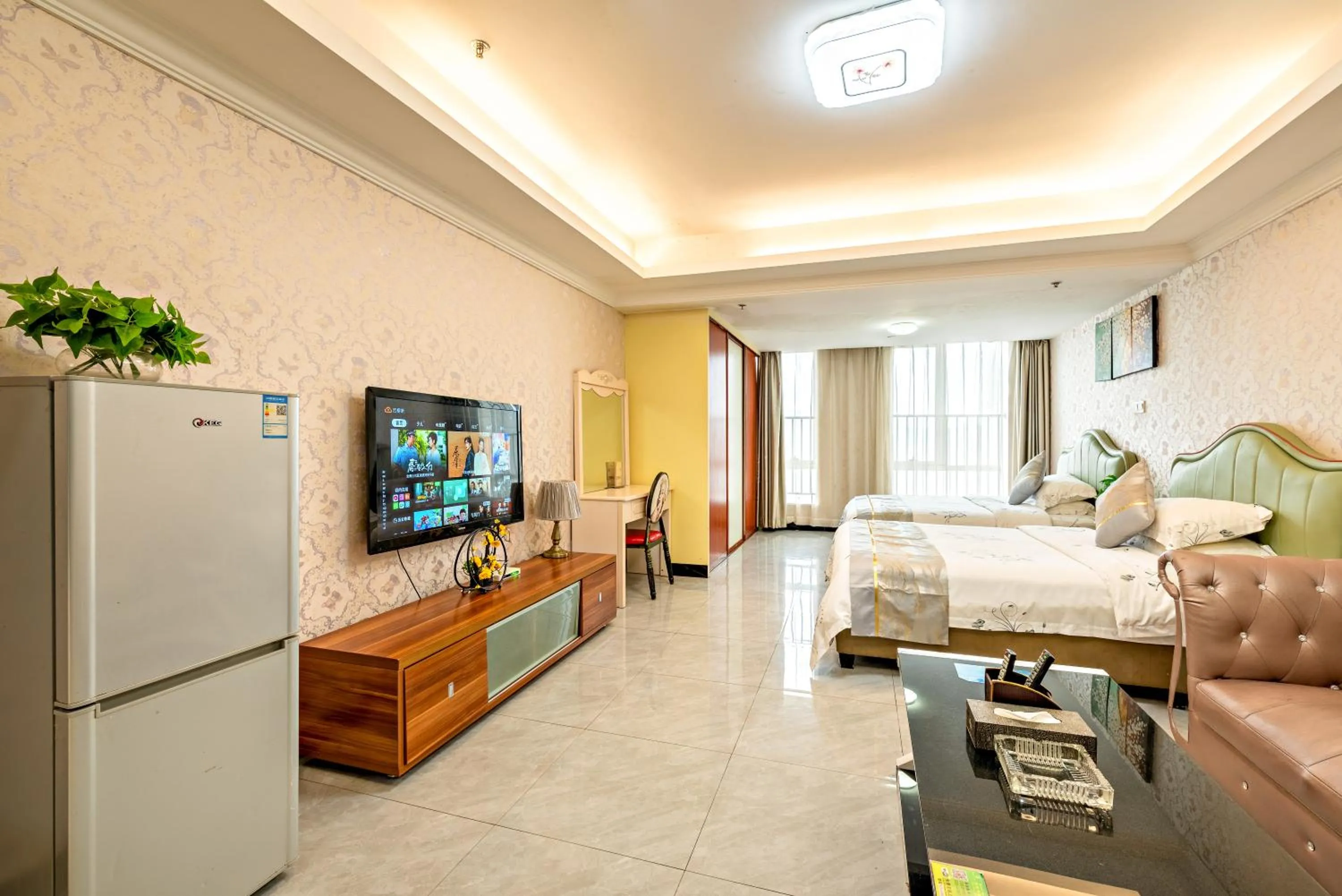 Photo of the whole room in Guangzhou Manhattan International Apartment Zhengjia Free bus services are provided for the first and second phases
