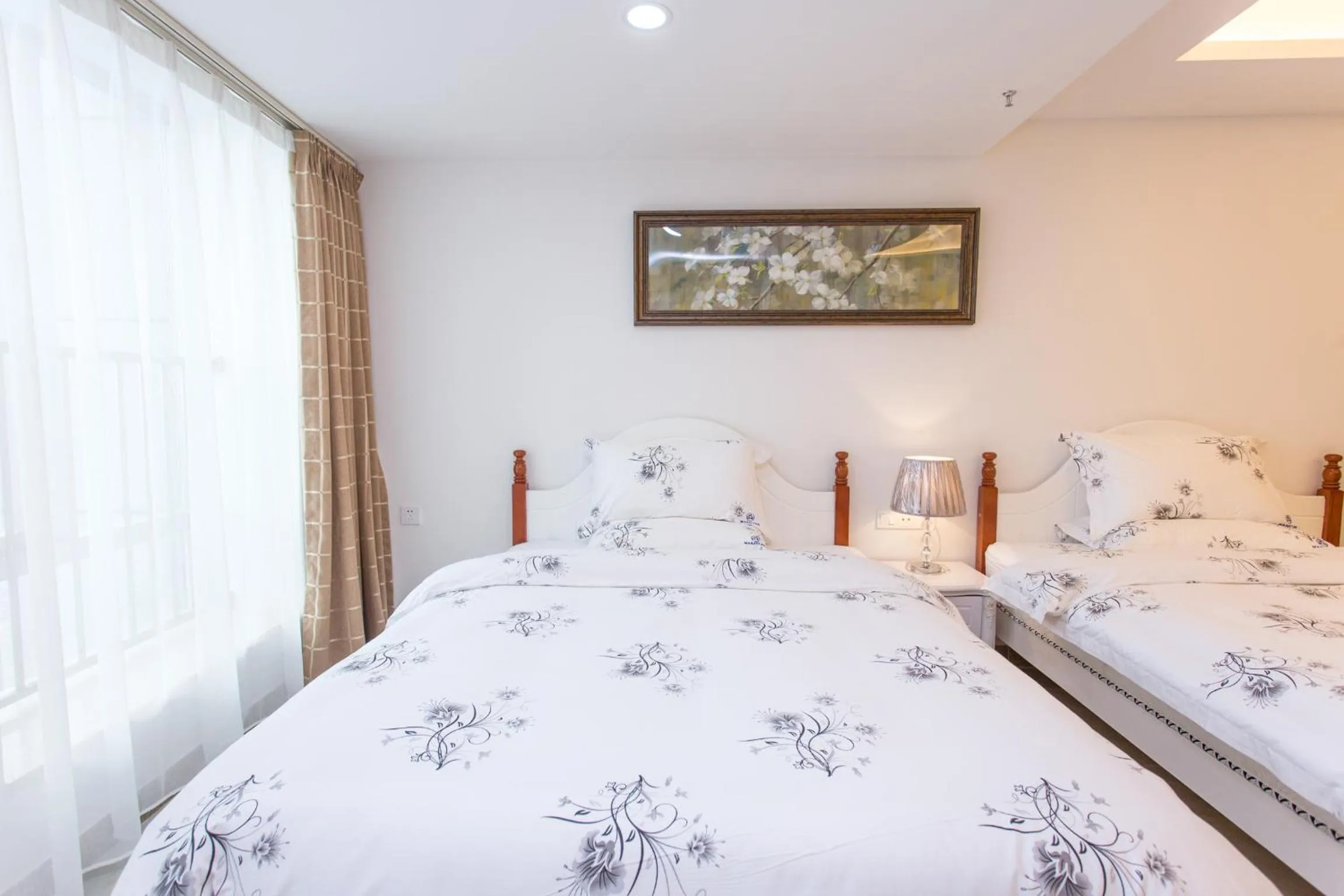 Bed in Guangzhou Manhattan International Apartment Zhengjia Free bus services are provided for the first and second phases