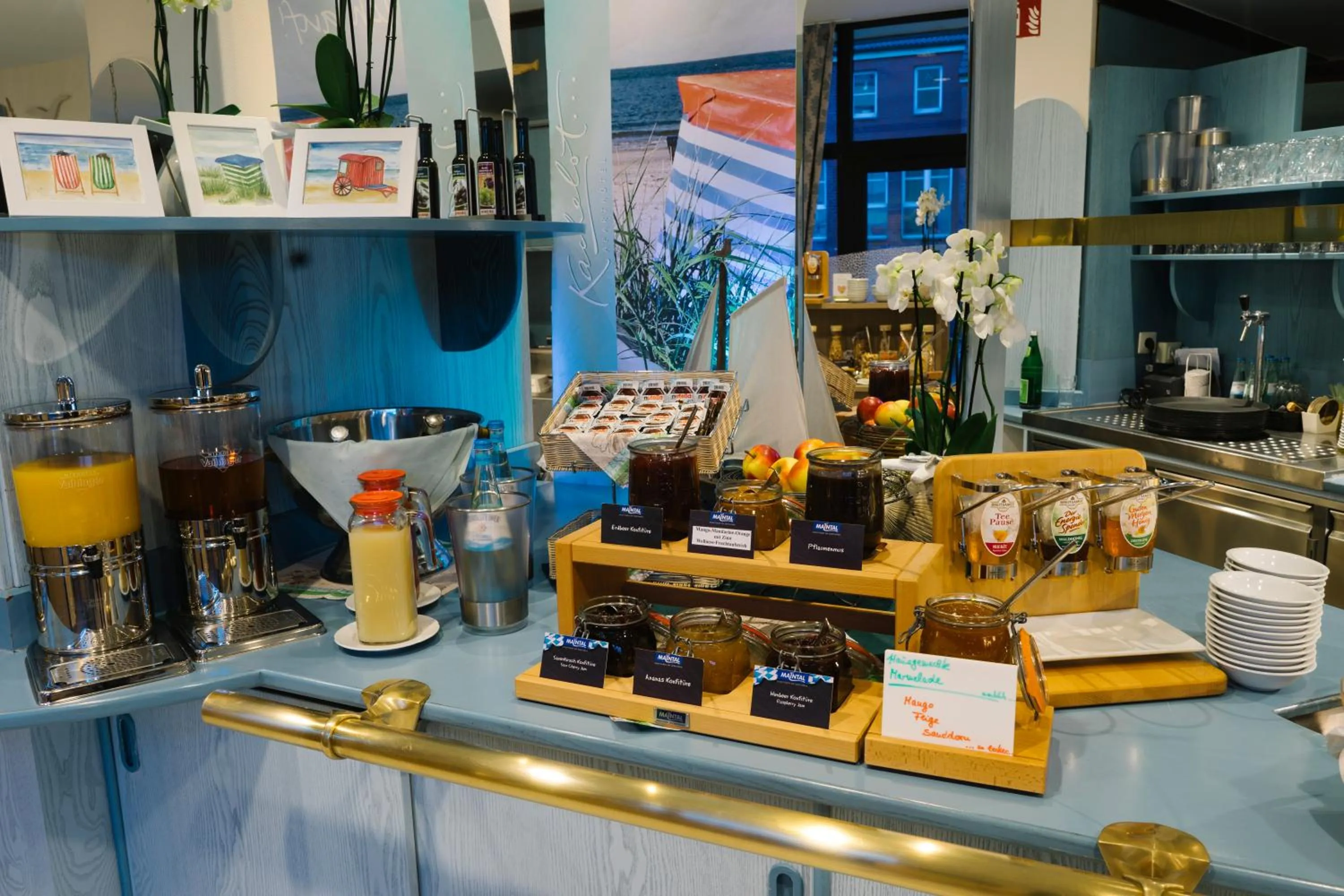 Breakfast in Aparthotel Kachelot