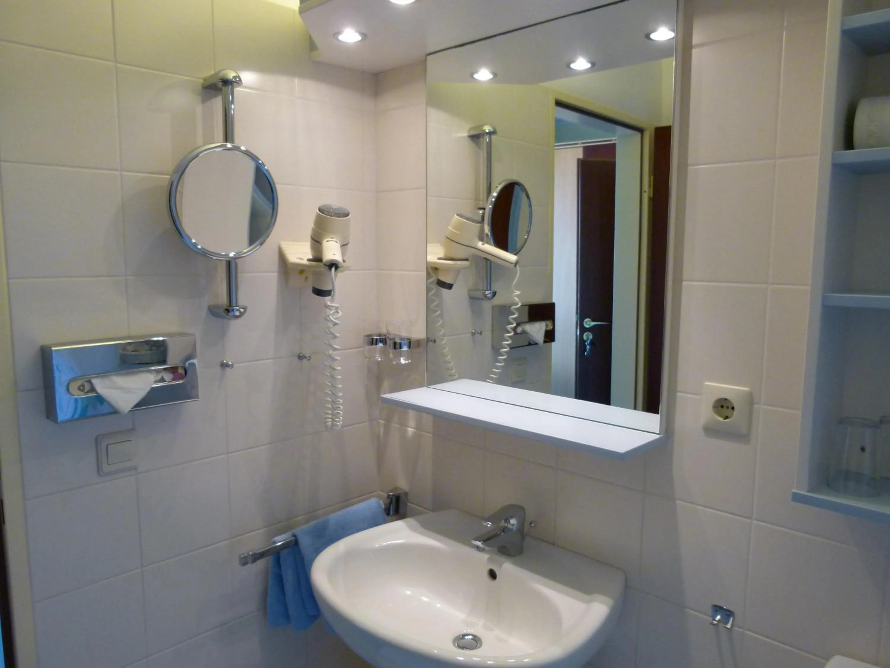 Bathroom in Aparthotel Kachelot