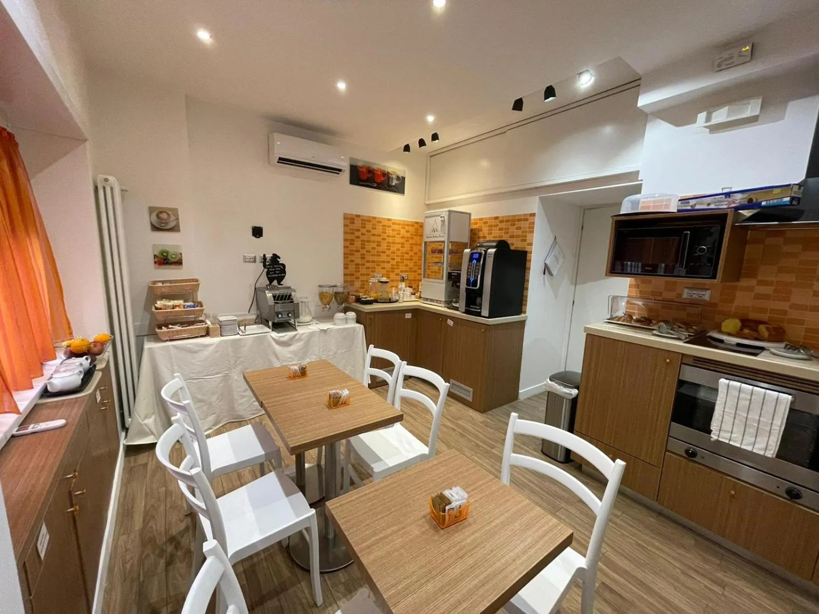 Breakfast in Vatican Relais Rome