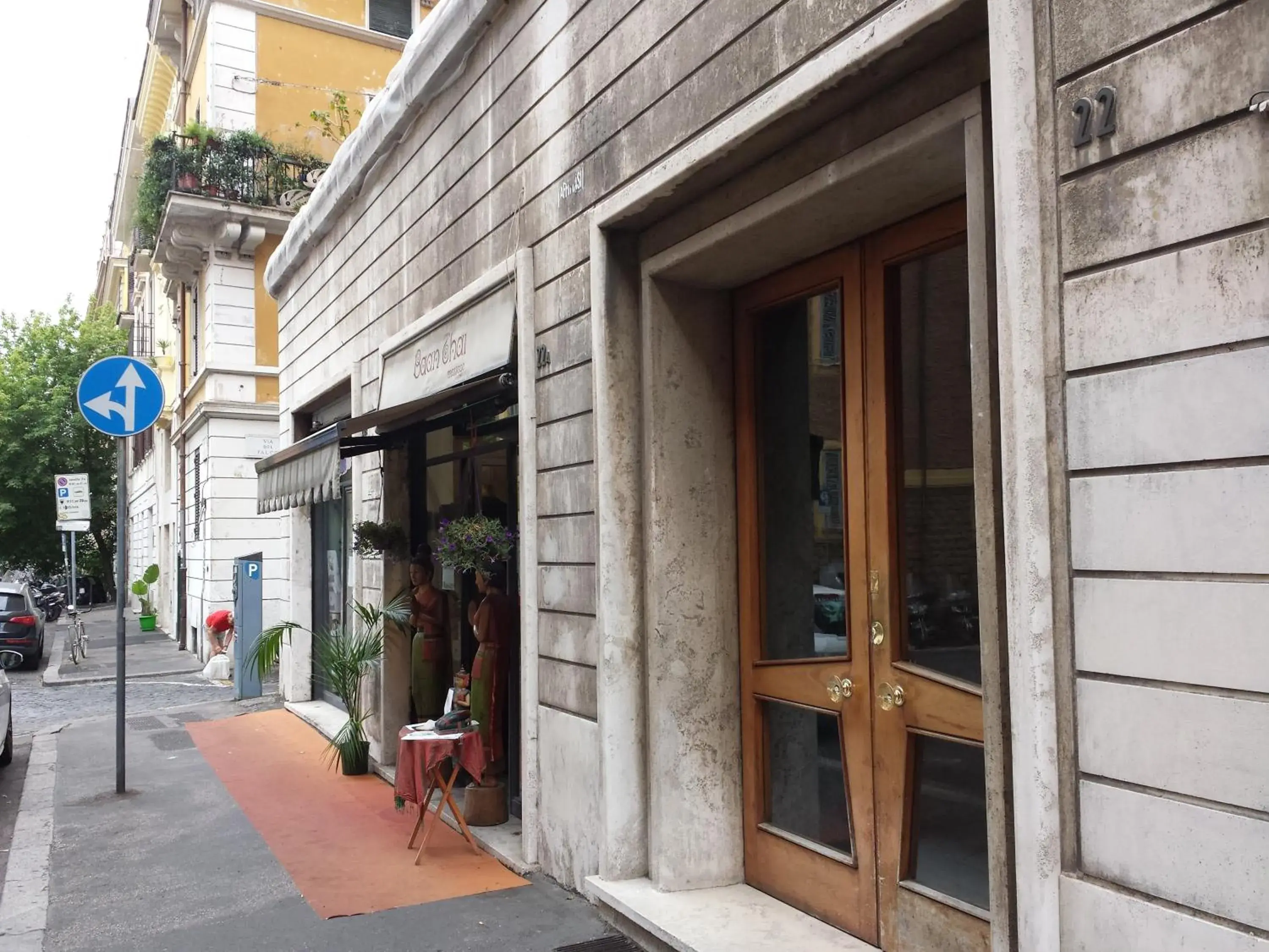 Property building in Vatican Relais Rome Property building in Vatican Relais Rome