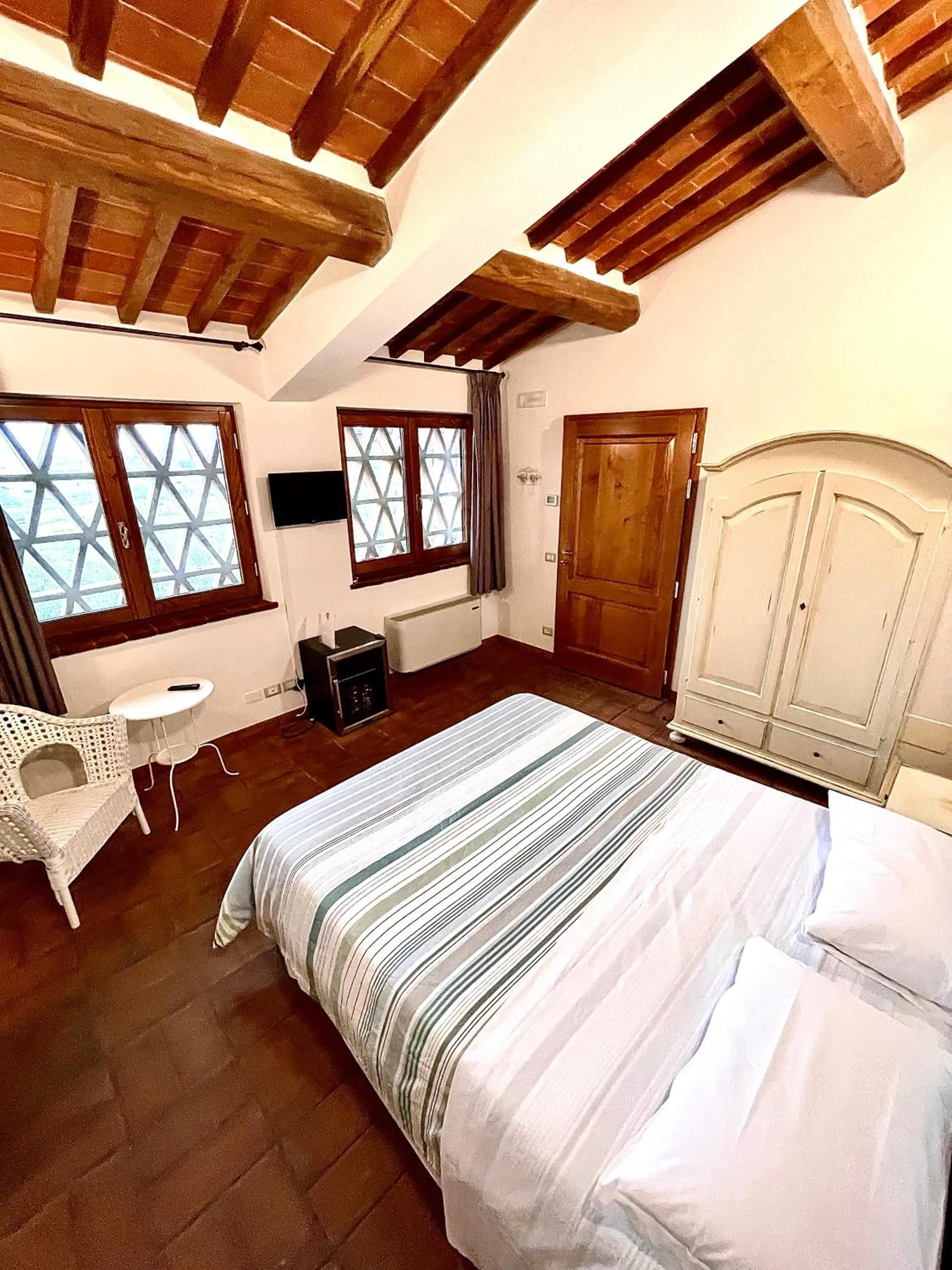 Photo of the whole room, Bed in Capanna 1826