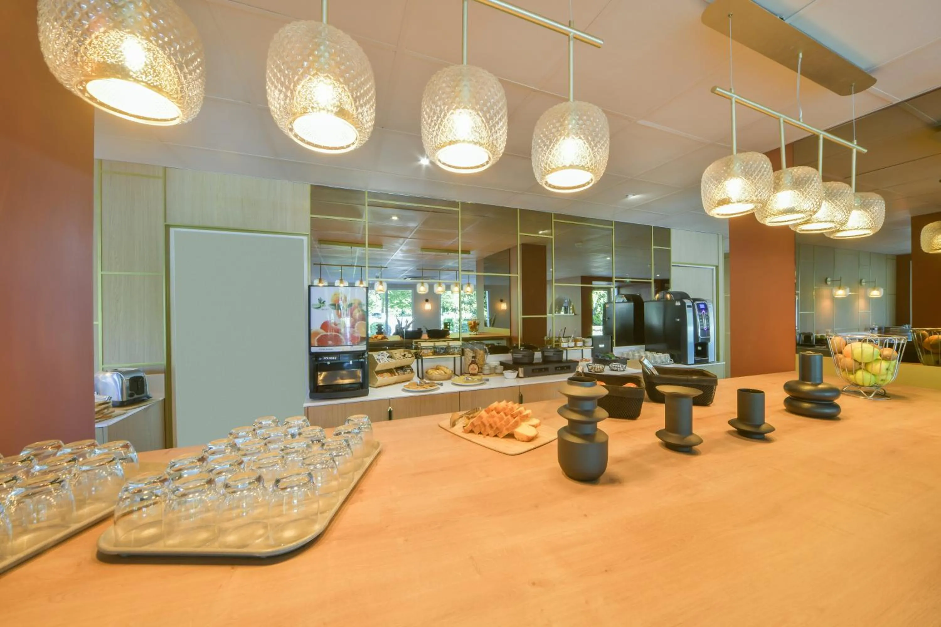 Breakfast in B Hôtel Olympia Bourges - rénovation terminée