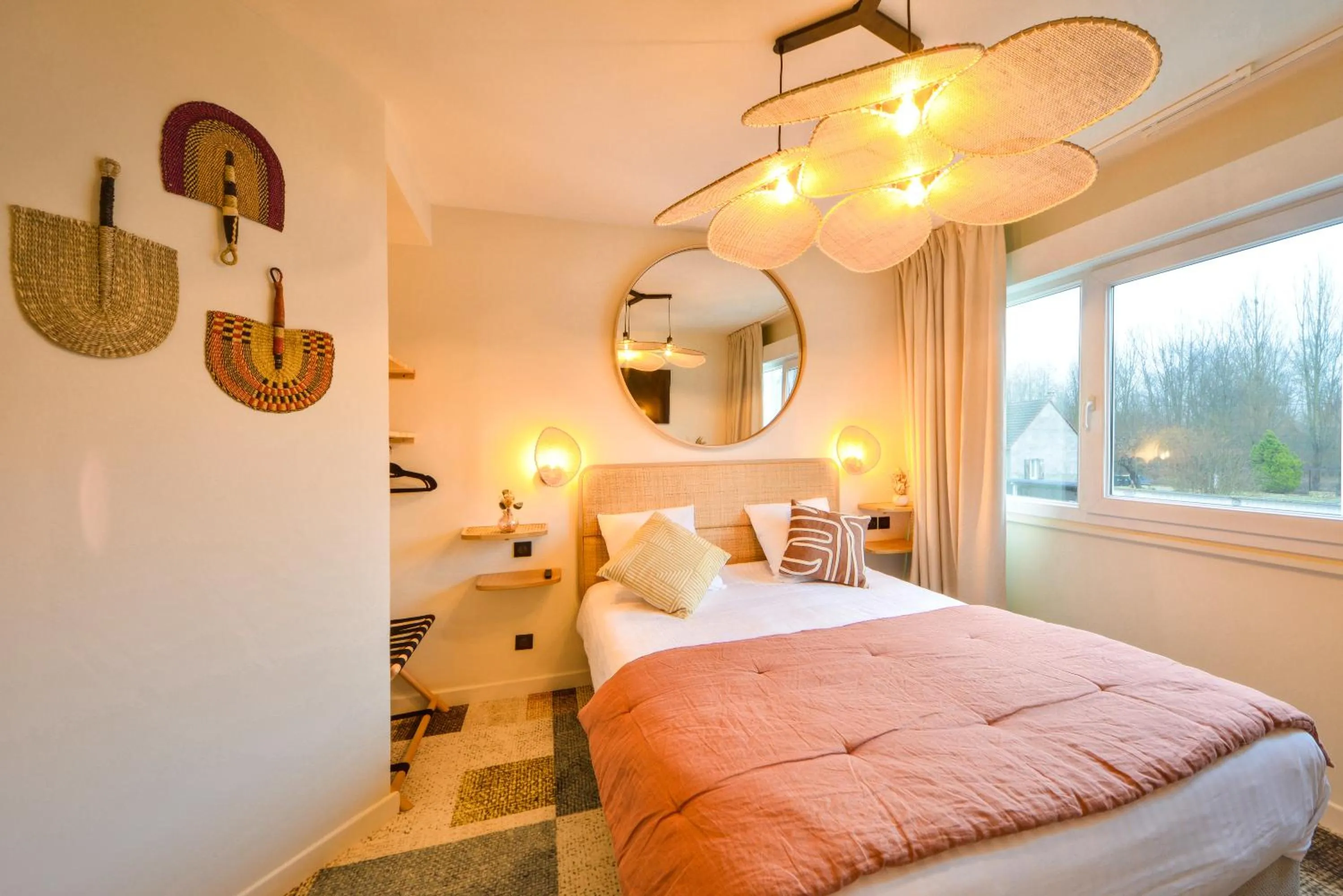 Photo of the whole room, Bed in B Hôtel Olympia Bourges - rénovation terminée