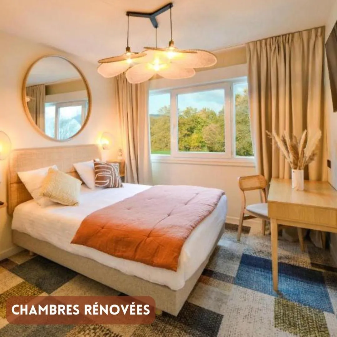 Photo of the whole room, Bed in B Hôtel Olympia Bourges - rénovation terminée