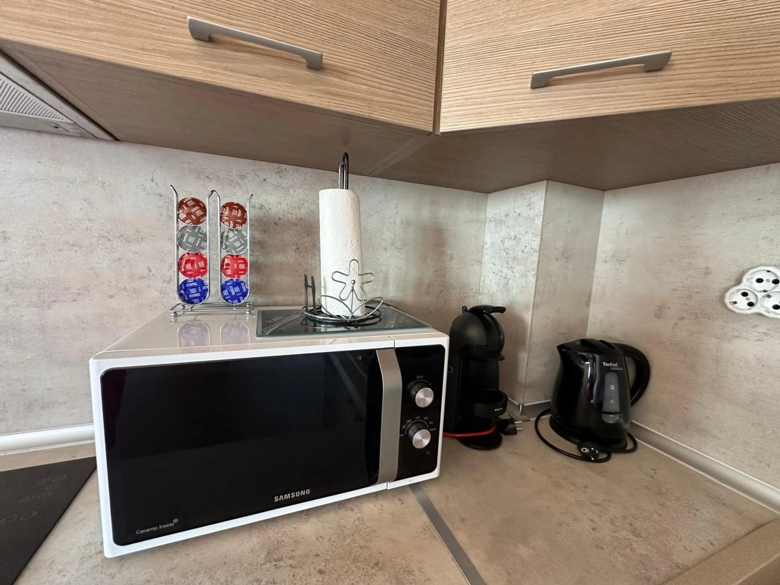 Coffee/tea facilities in Family Hotel Radiana