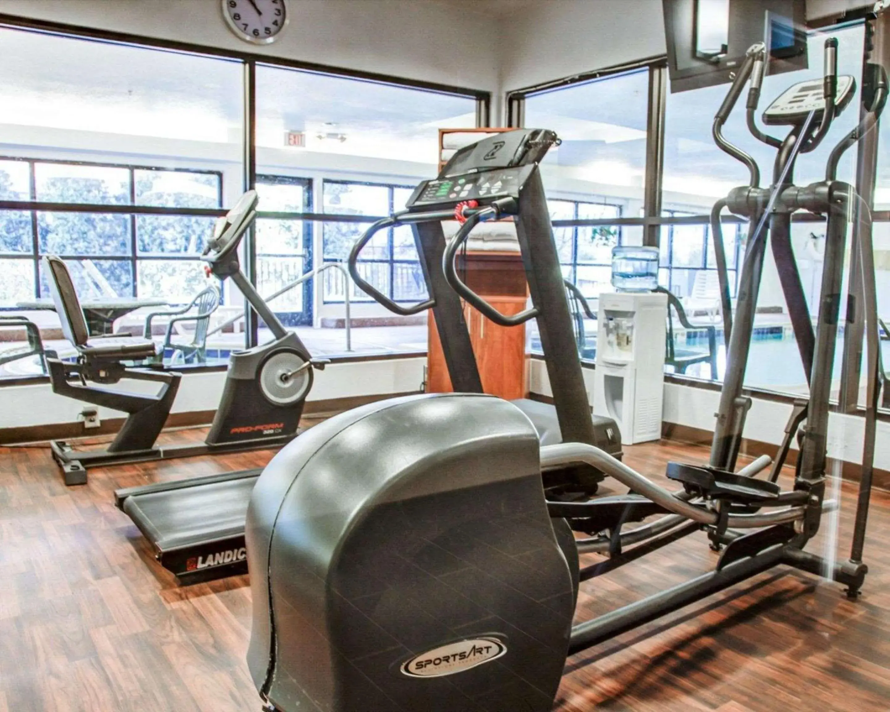 Fitness centre/facilities in Comfort Suites Lombard - Addison Fitness centre/facilities in Comfort Suites Lombard - Addison