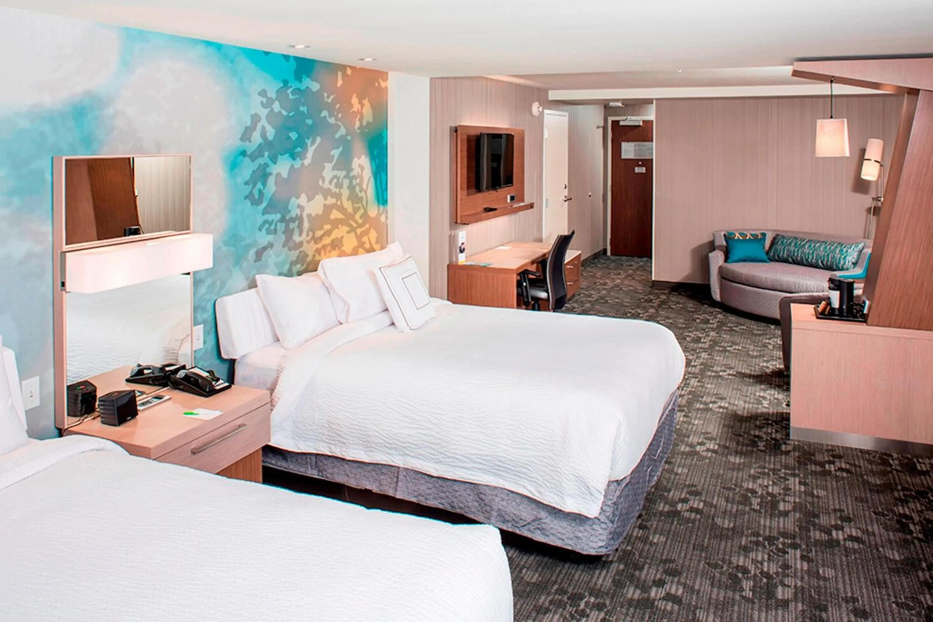 Photo of the whole room, Bed in Courtyard by Marriott Albany Clifton Park