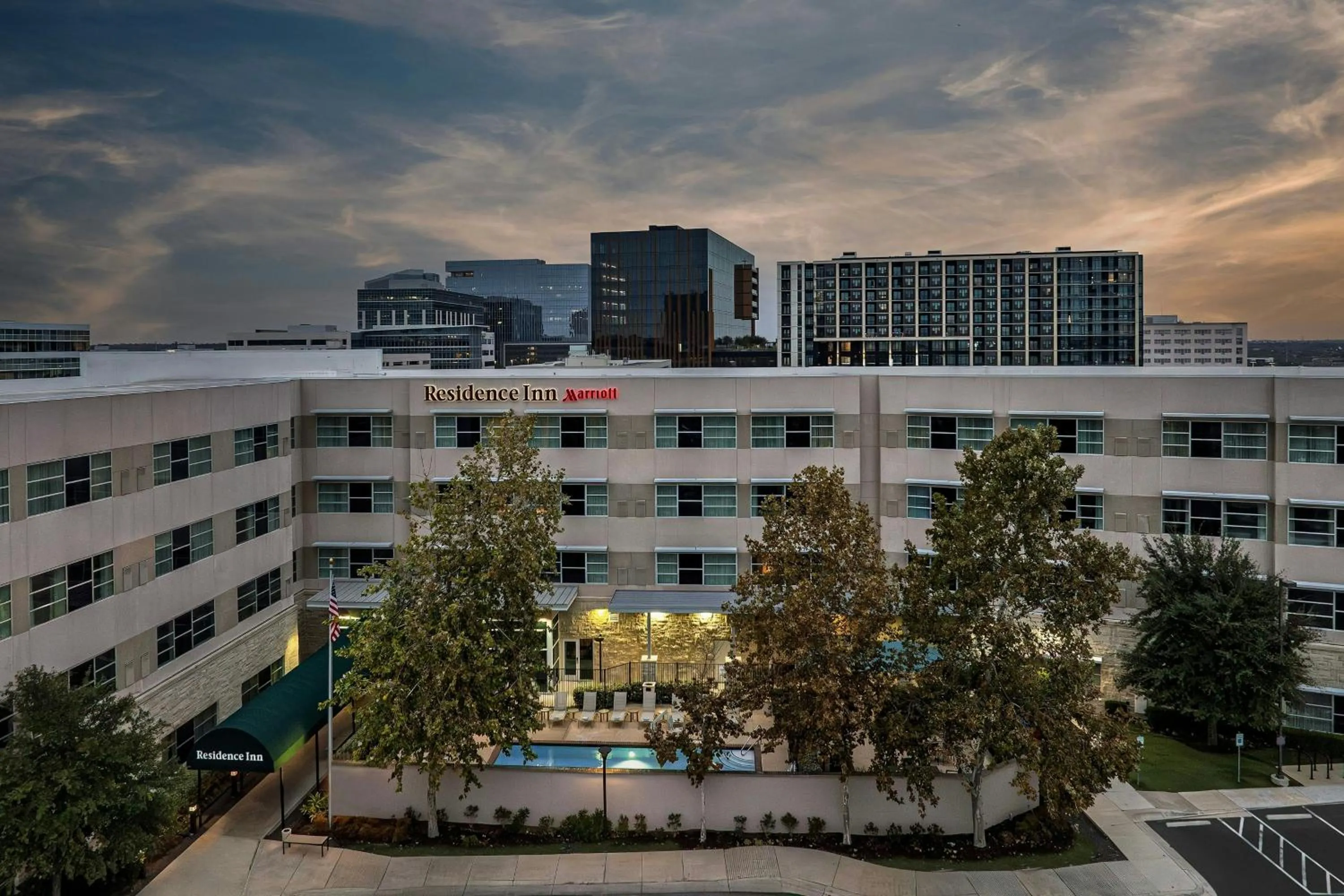 Property building in Residence Inn by Marriott Austin Northwest/The Domain Area