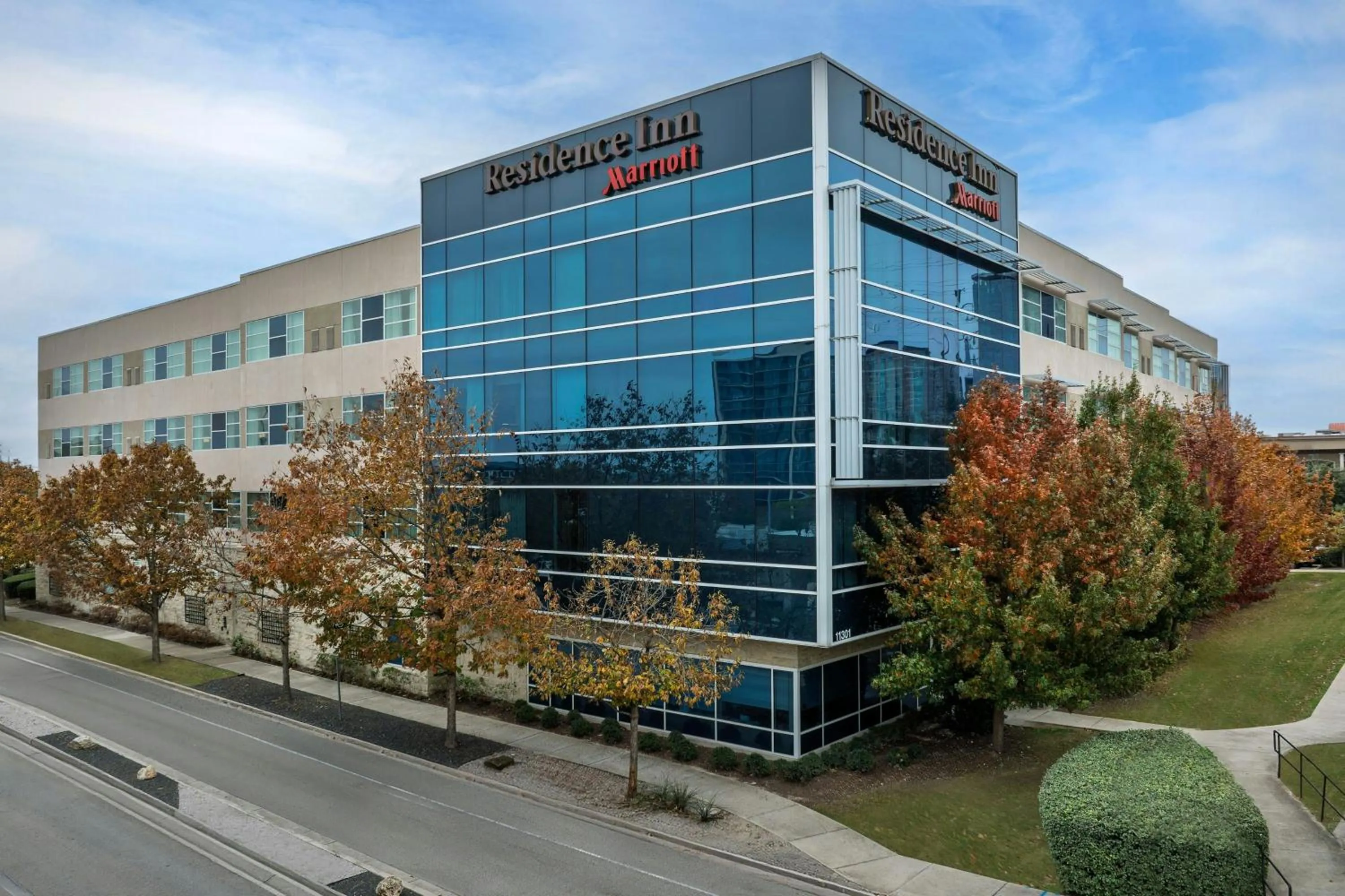 Property building in Residence Inn by Marriott Austin Northwest/The Domain Area