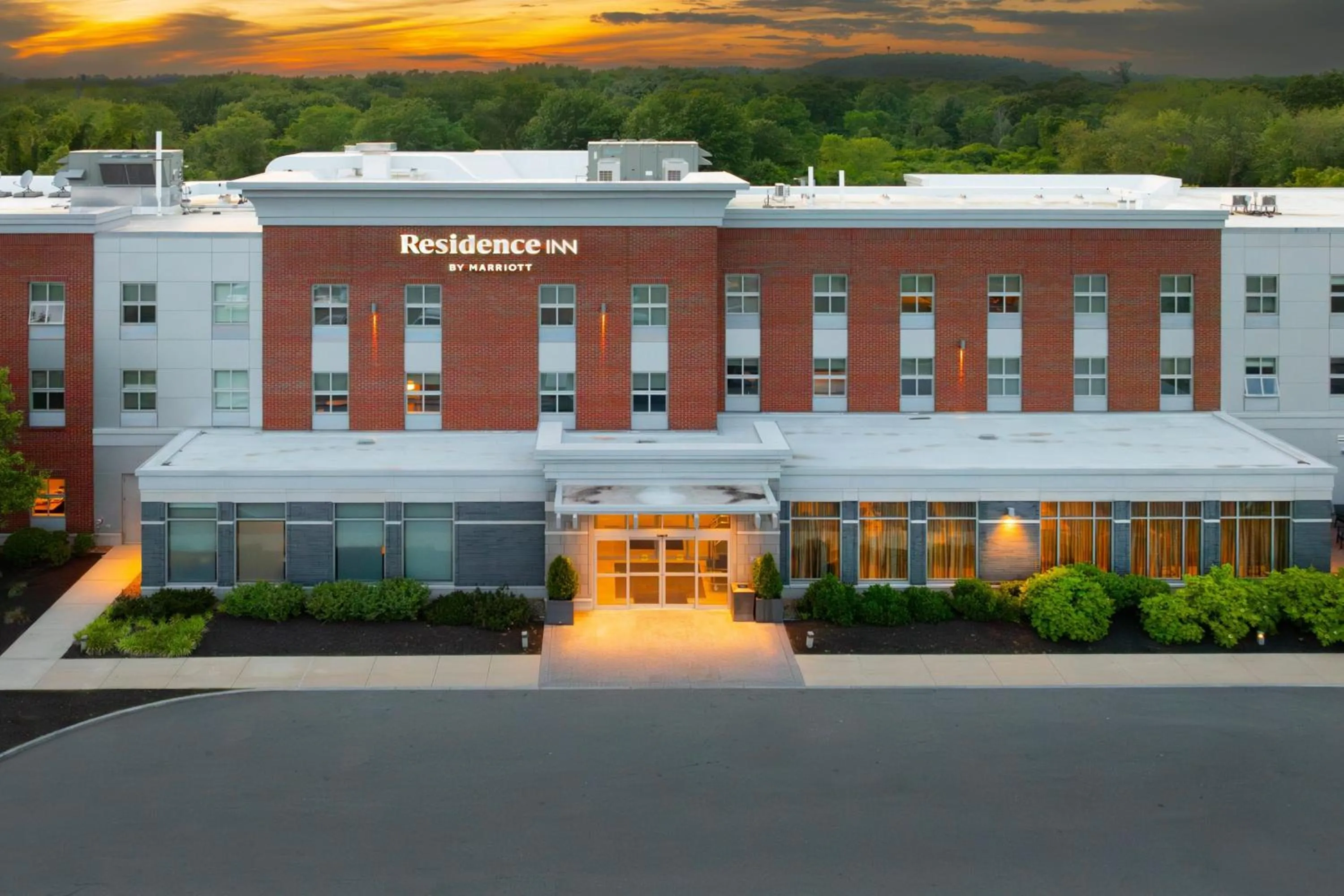 Property building in Residence Inn by Marriott Boston Concord