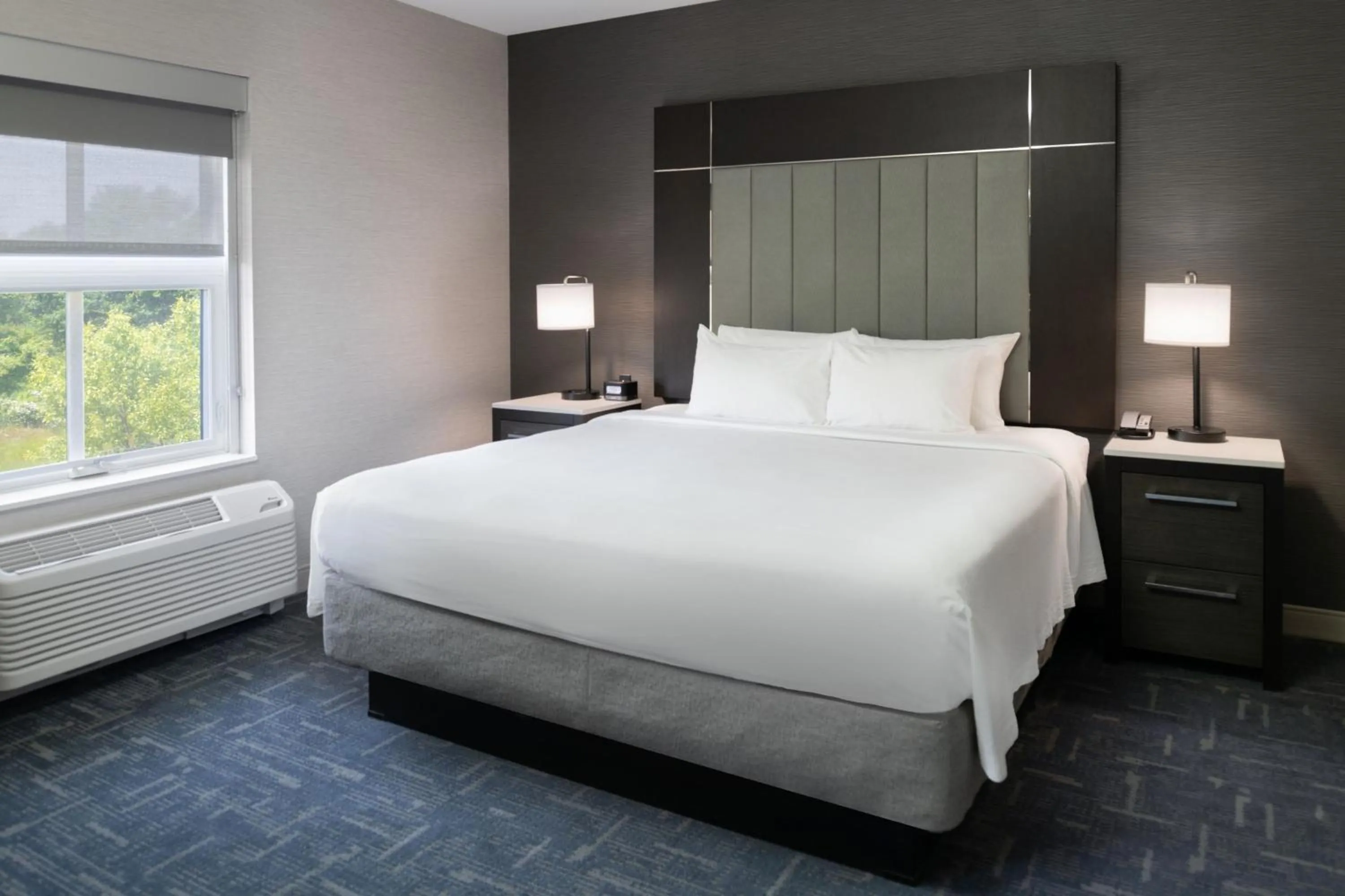 Photo of the whole room, Bed in Residence Inn by Marriott Boston Concord