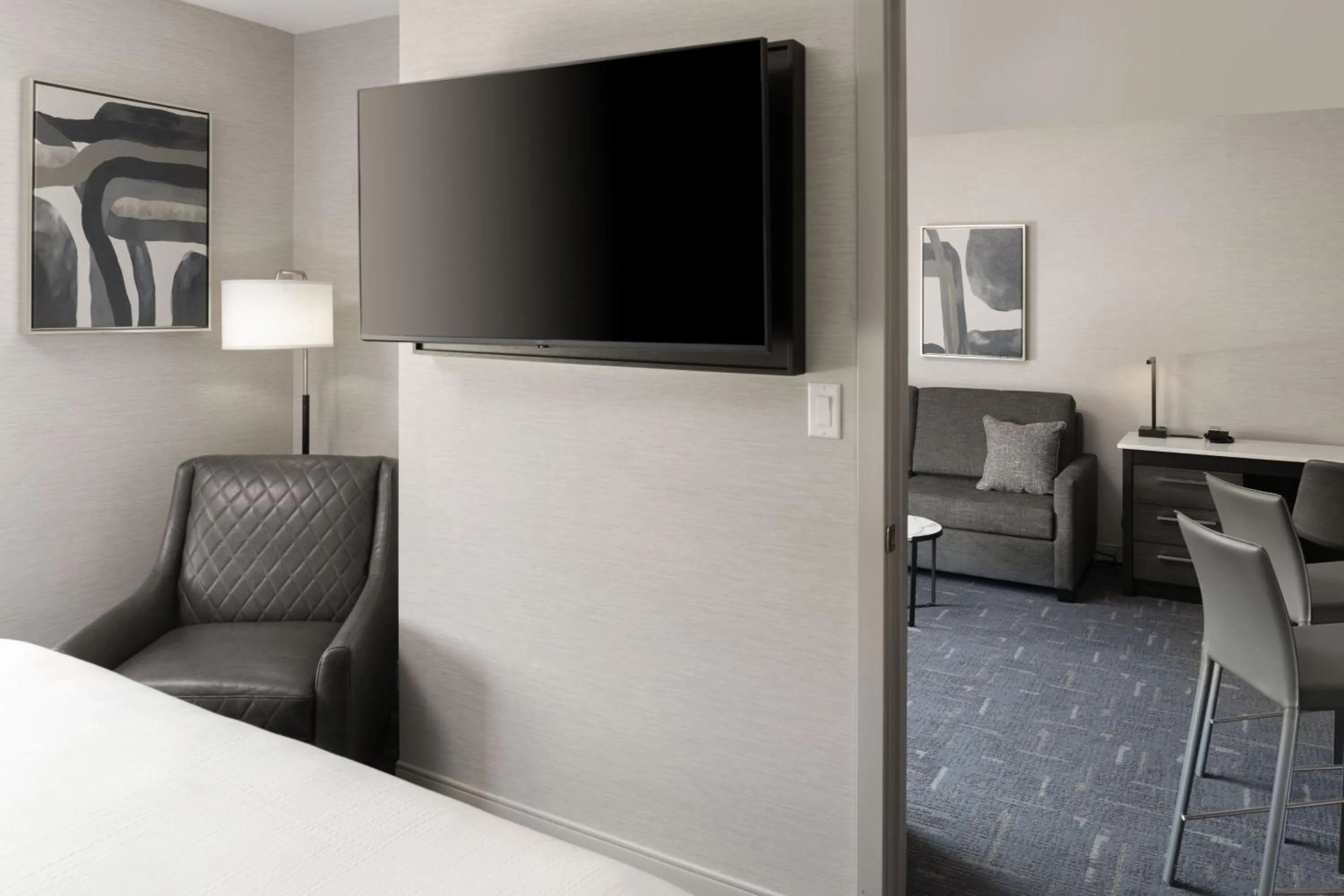 Living room, Bed in Residence Inn by Marriott Boston Concord