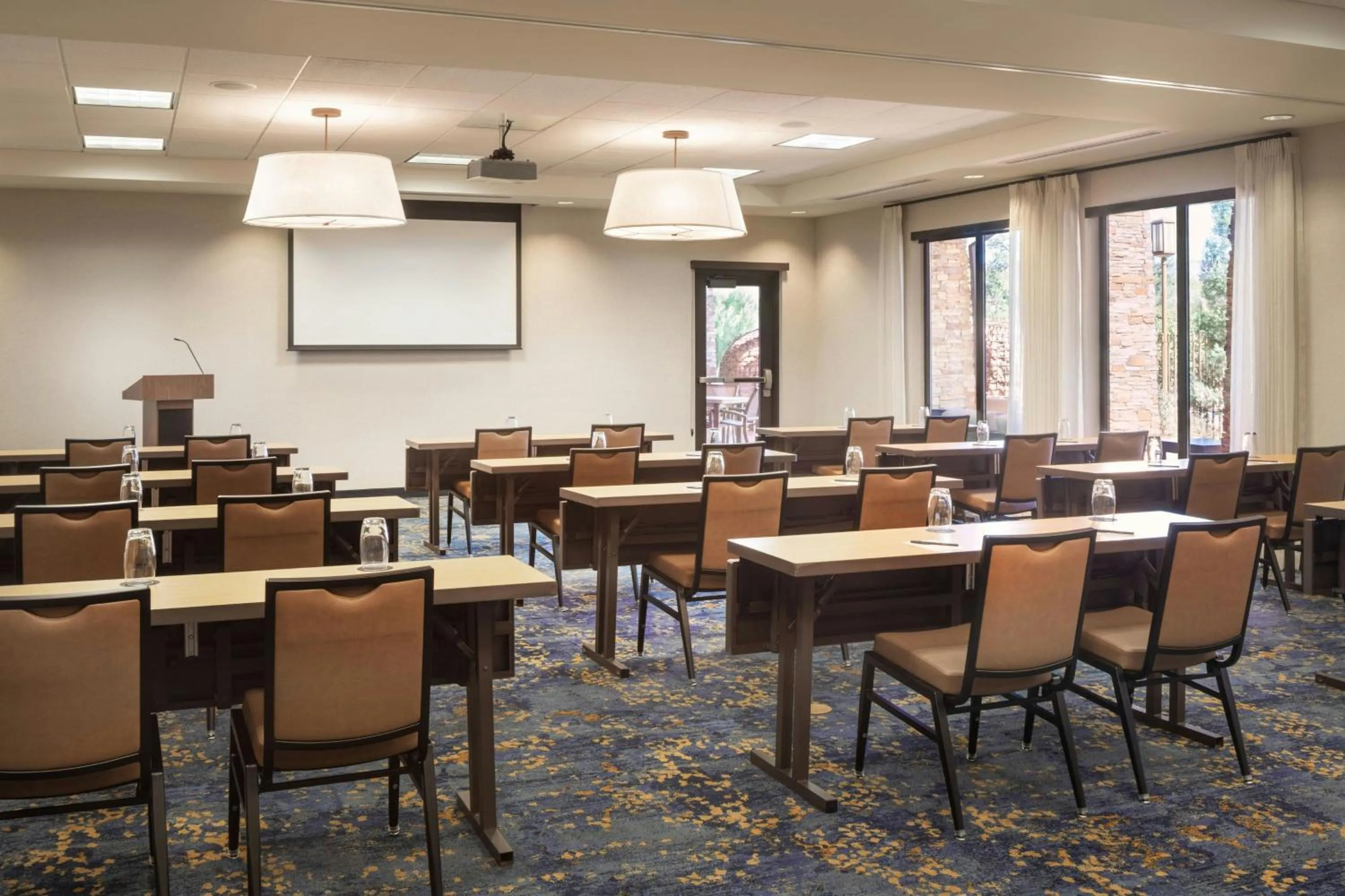 Meeting/conference room in Courtyard by Marriott Sedona