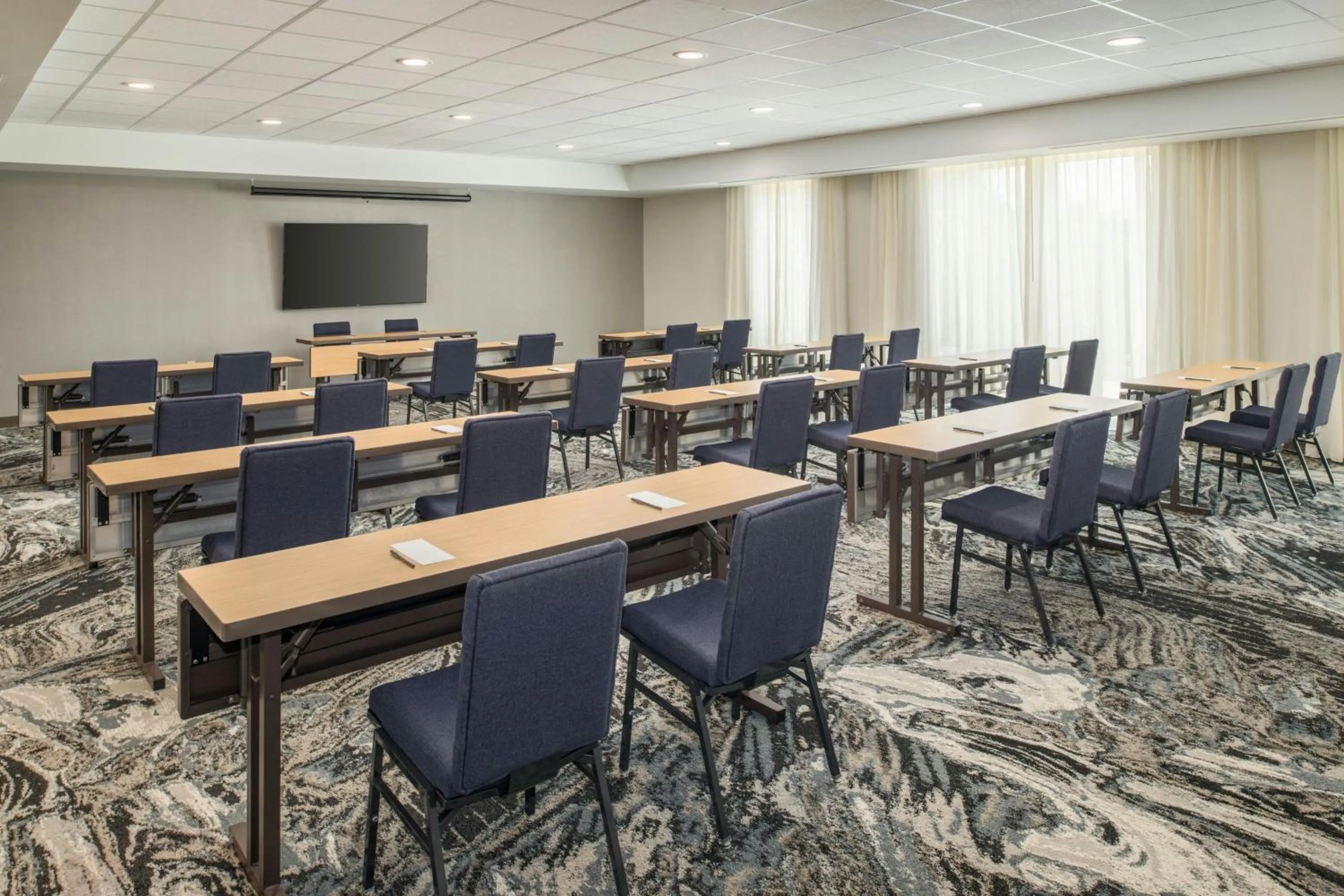 Meeting/conference room in Courtyard by Marriott Houston City Place