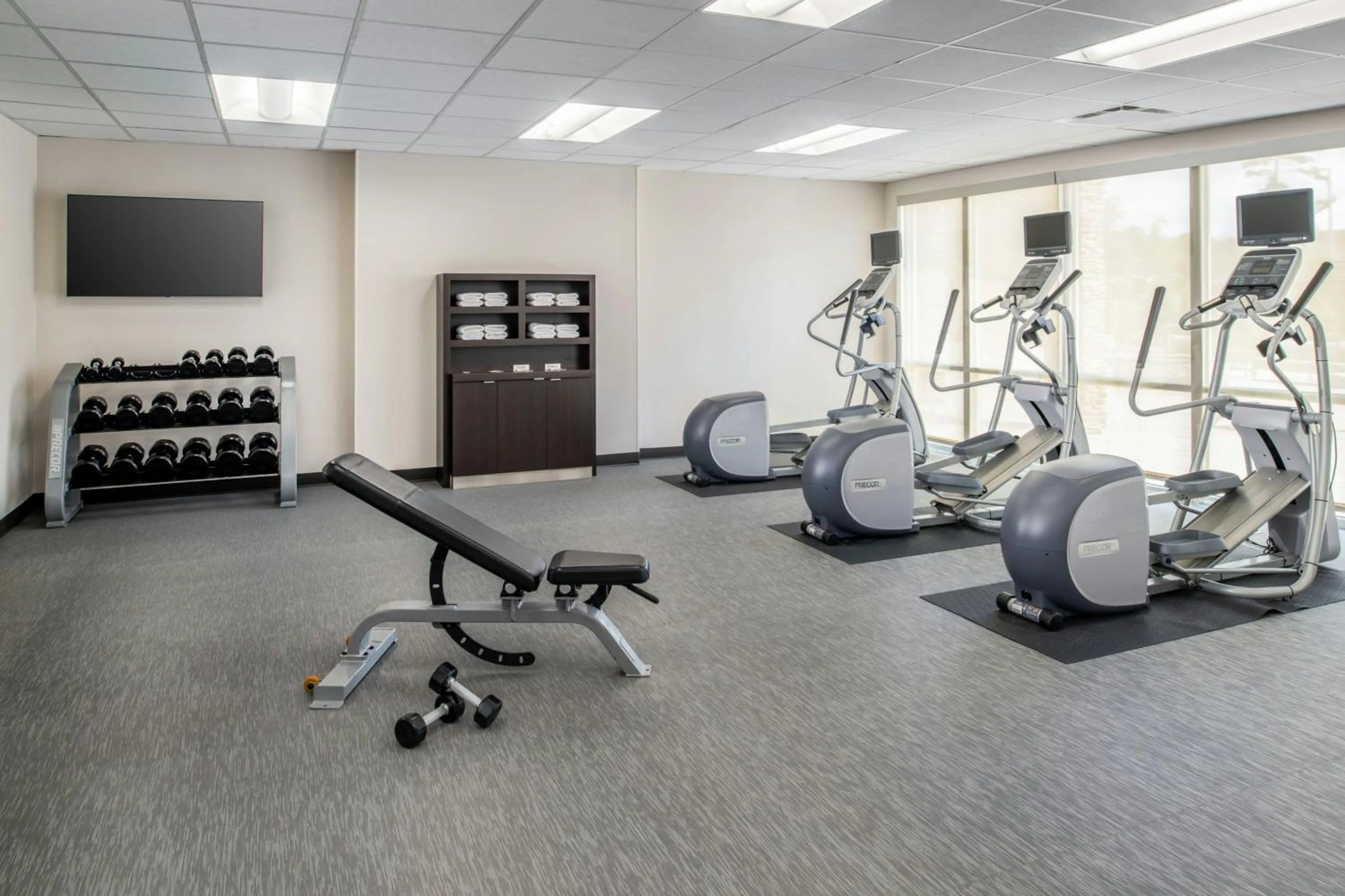 Fitness centre/facilities in Courtyard by Marriott Houston City Place