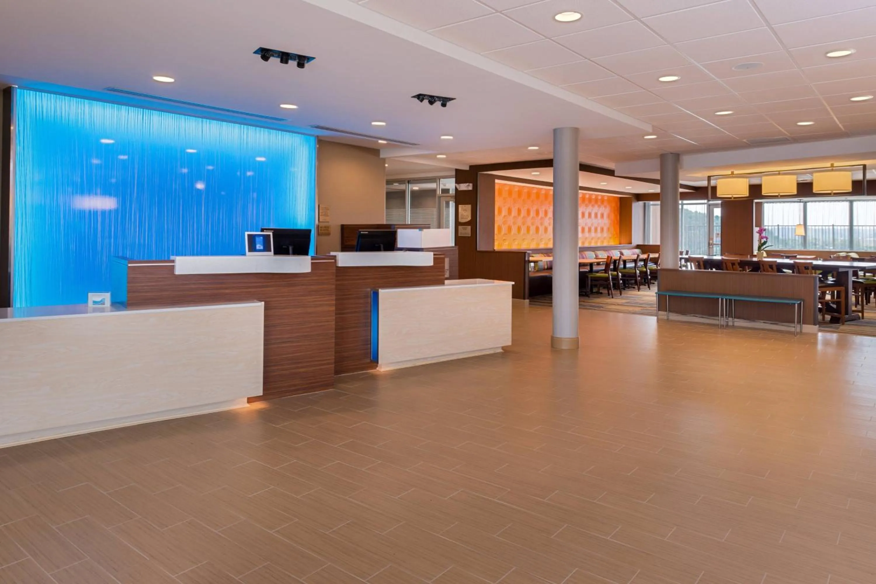 Lobby or reception in Fairfield Inn & Suites by Marriott Huntington