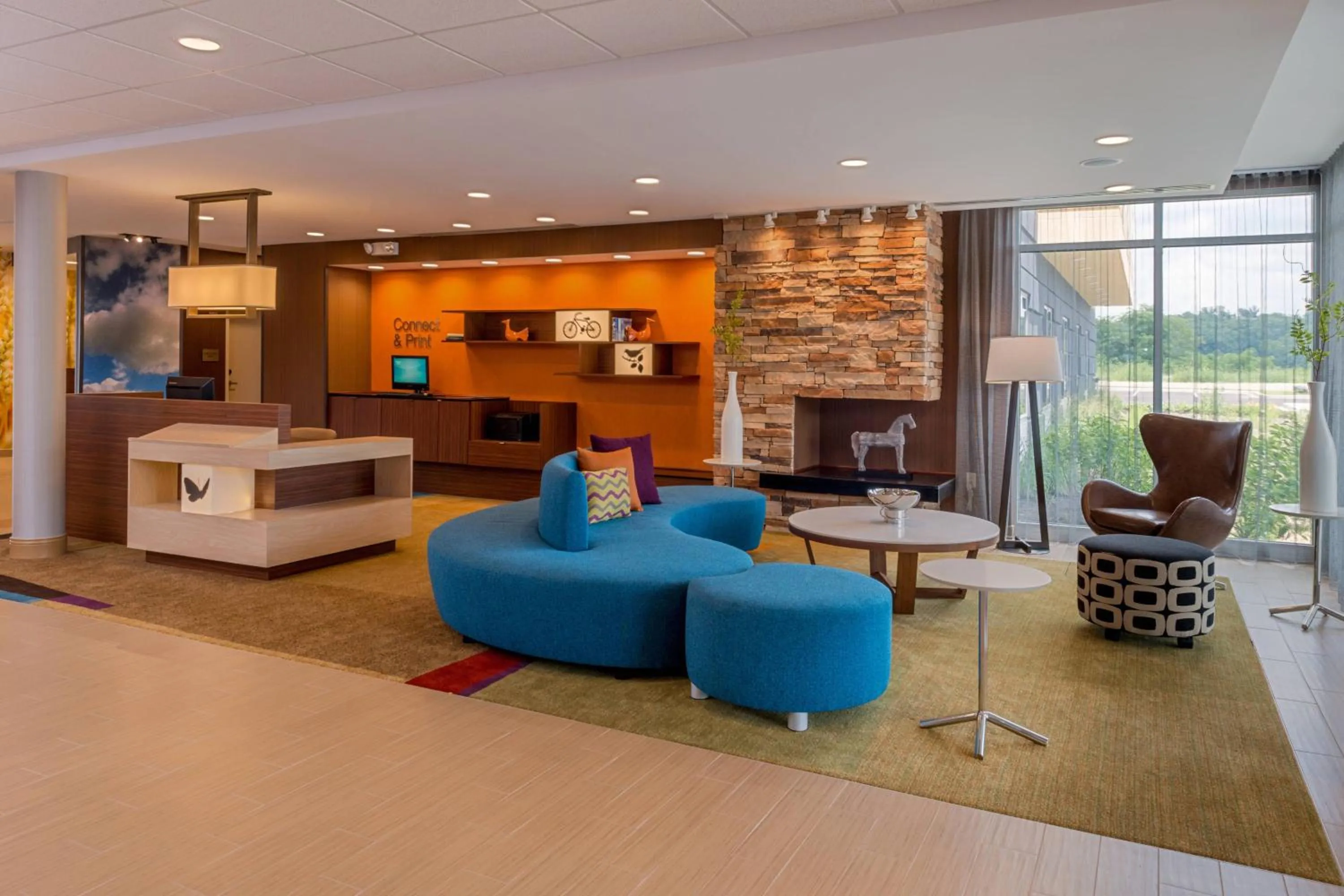 Lobby or reception in Fairfield Inn & Suites by Marriott Huntington