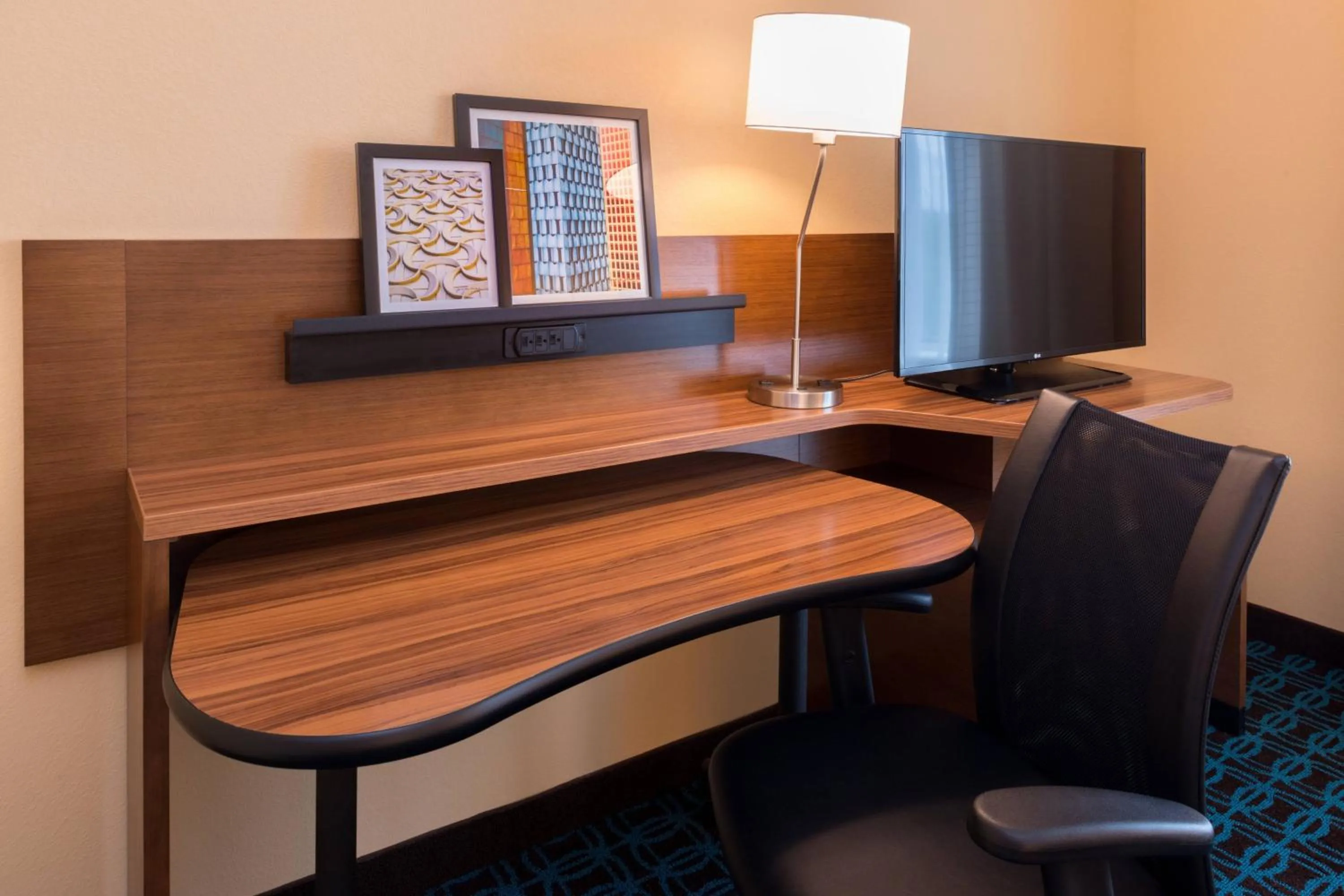 Photo of the whole room in Fairfield Inn & Suites by Marriott Huntington