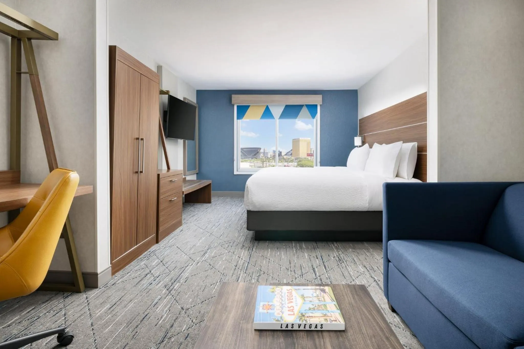 Photo of the whole room, Bed in Holiday Inn Express Las Vegas Stadium Area by IHG