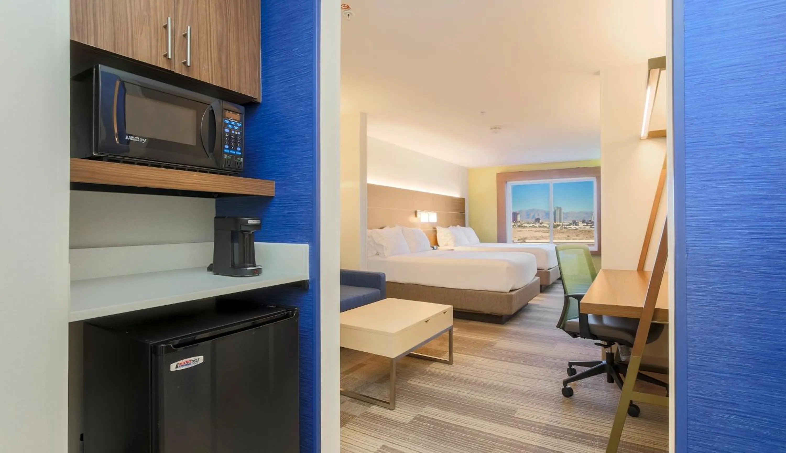 Photo of the whole room, Bed in Holiday Inn Express Las Vegas Stadium Area by IHG