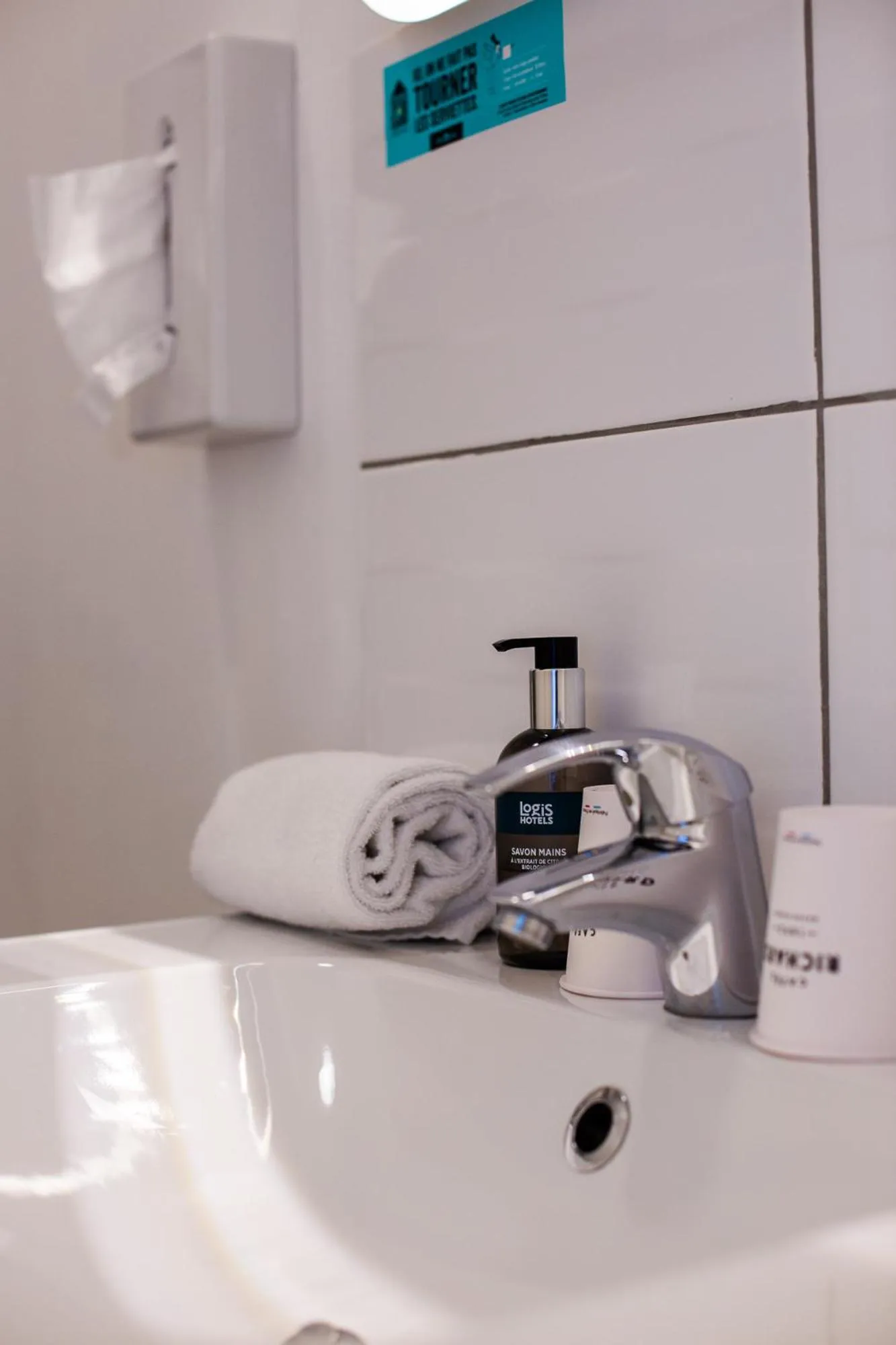 Bathroom in Hôtel Restaurant Du Château