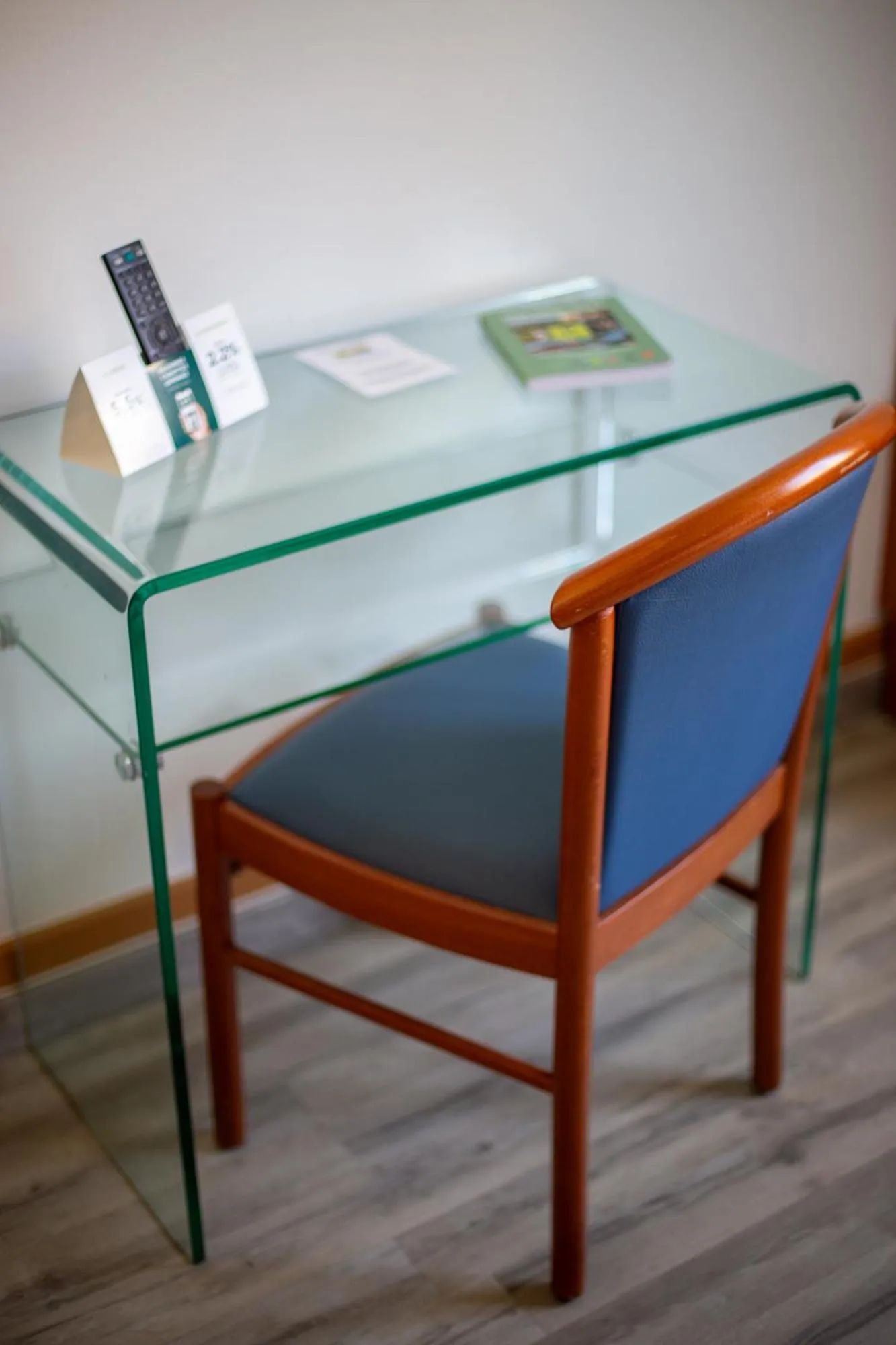 Bedroom in Hôtel Restaurant Du Château