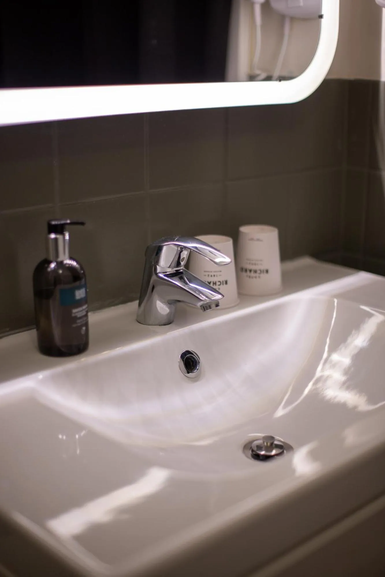 Bathroom in Hôtel Restaurant Du Château
