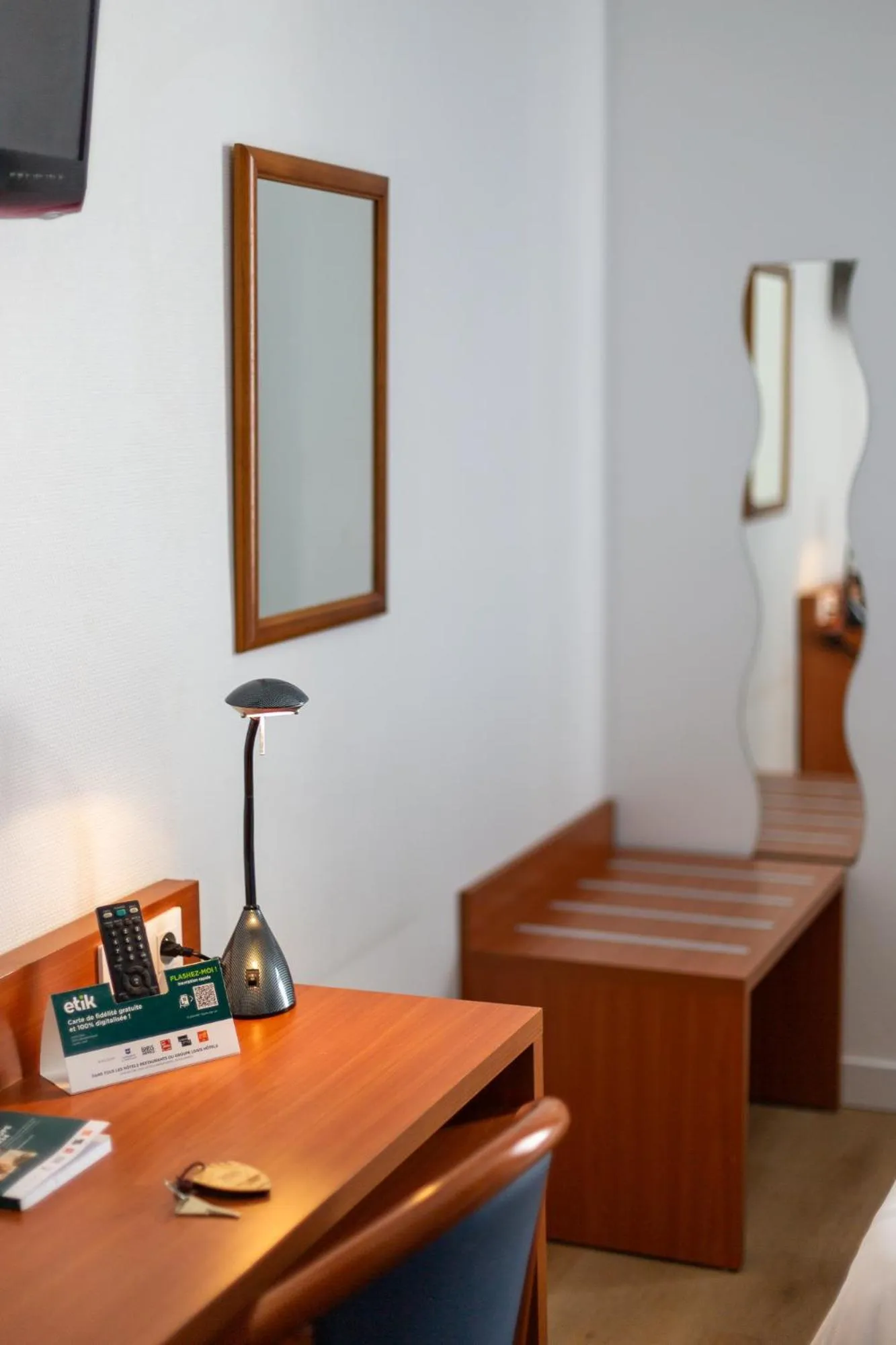 Bedroom, Bed in Hôtel Restaurant Du Château