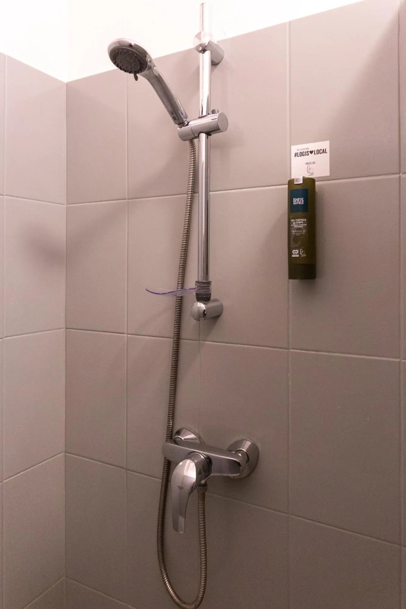 Bathroom in Hôtel Restaurant Du Château