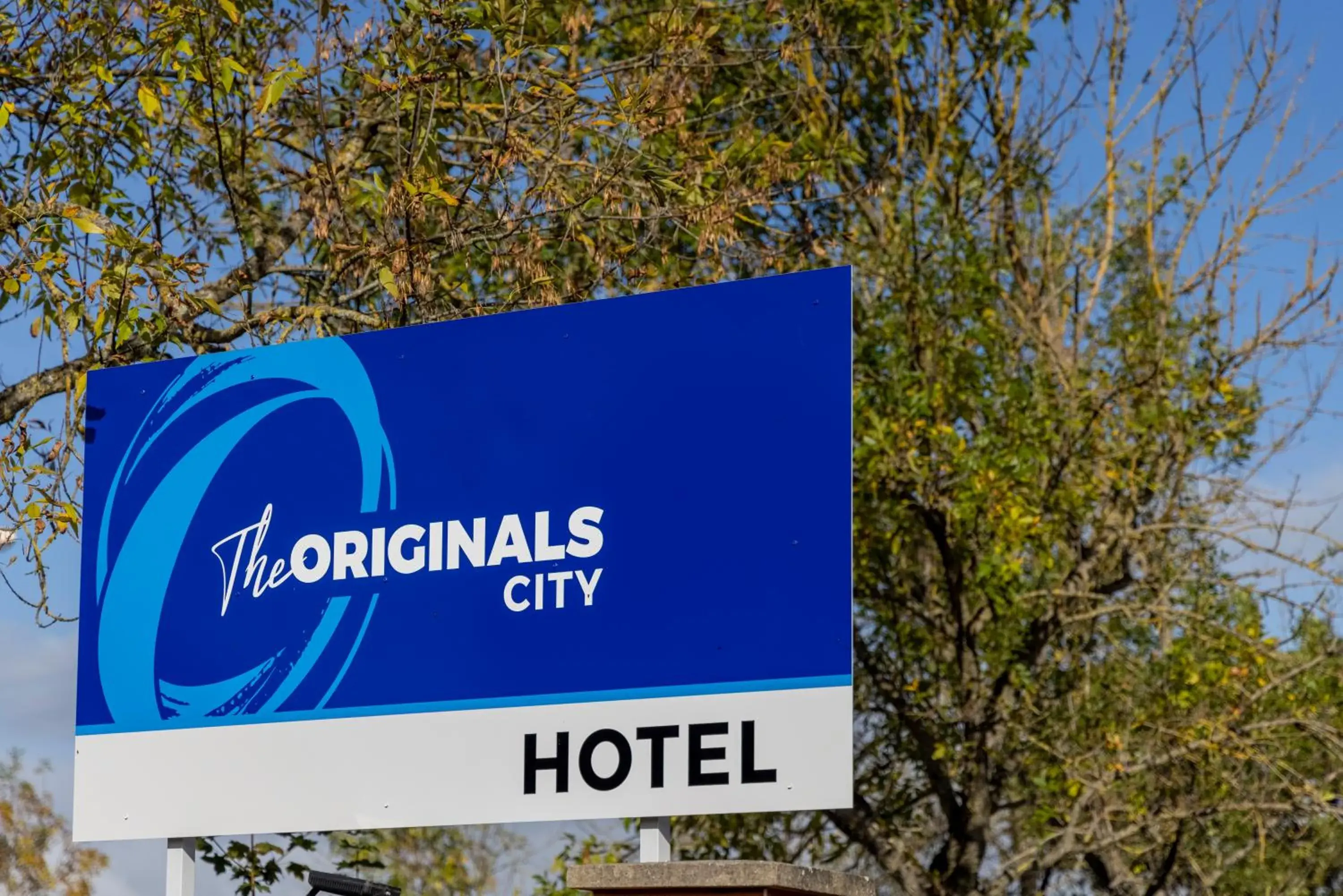 Property building in The Originals City, Hôtel Paray-le-Monial Property building in The Originals City, Hôtel Paray-le-Monial