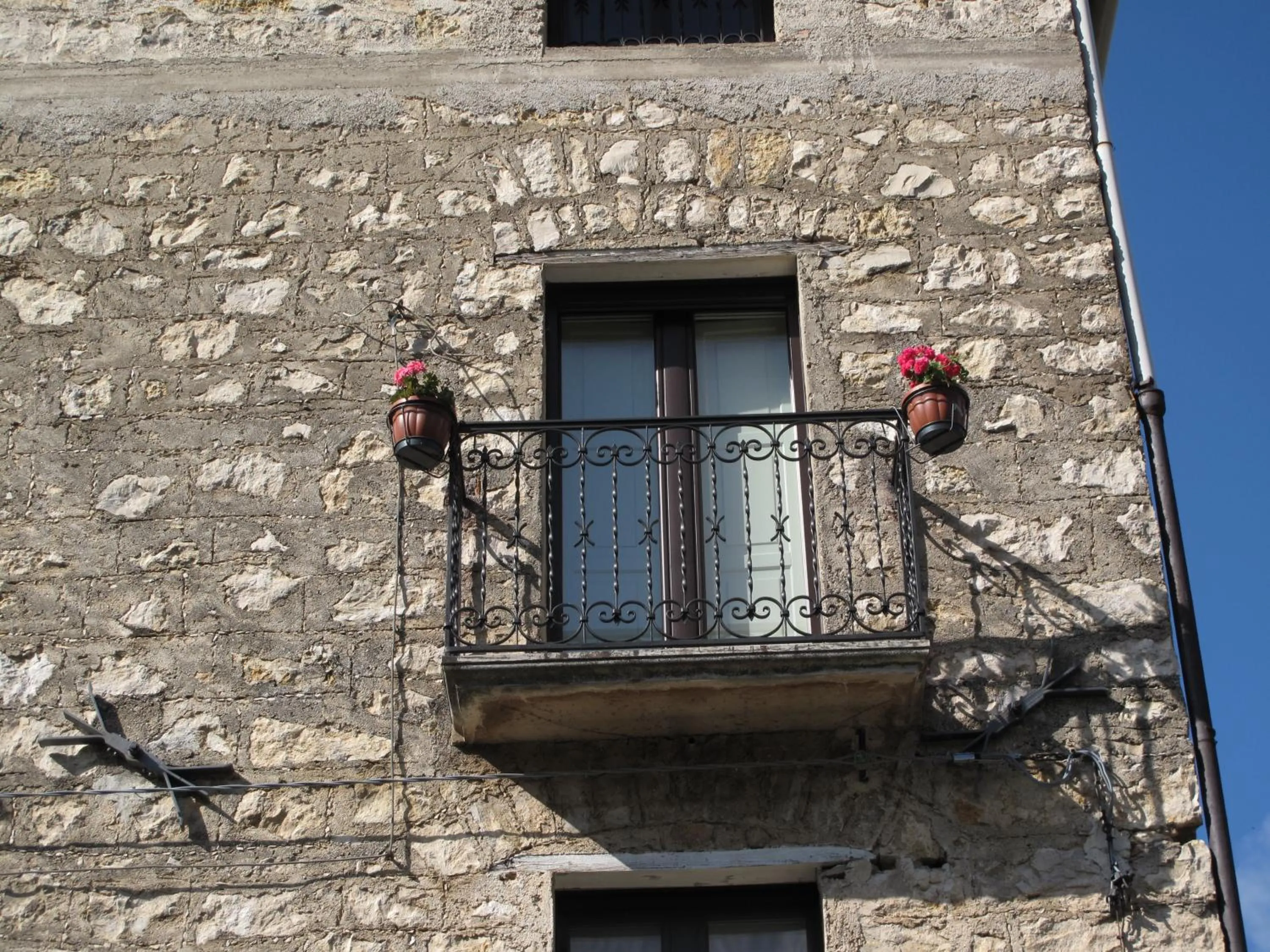 Property building in Casa Sarlo