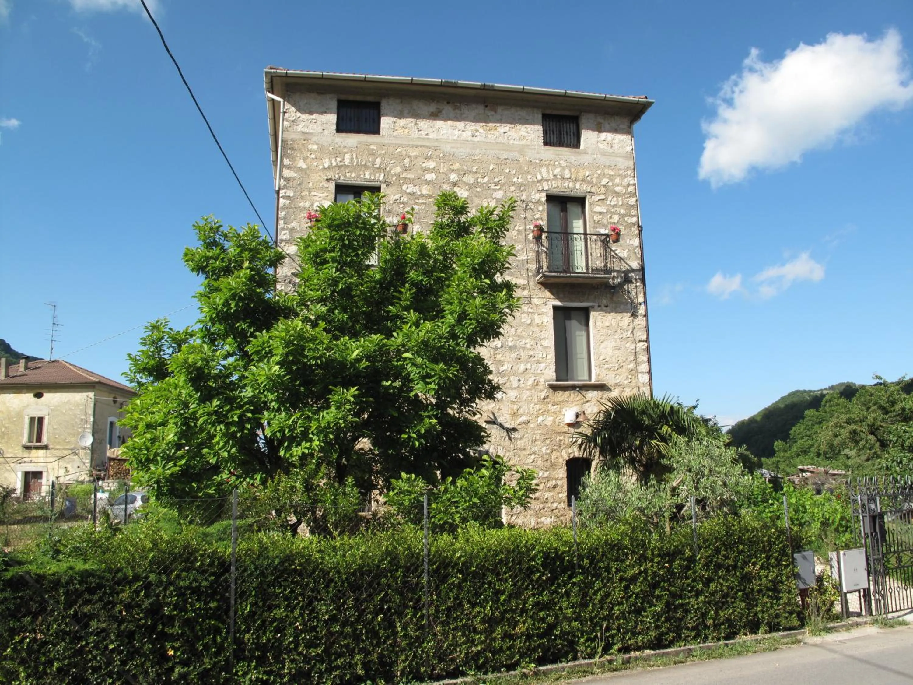 Property building in Casa Sarlo