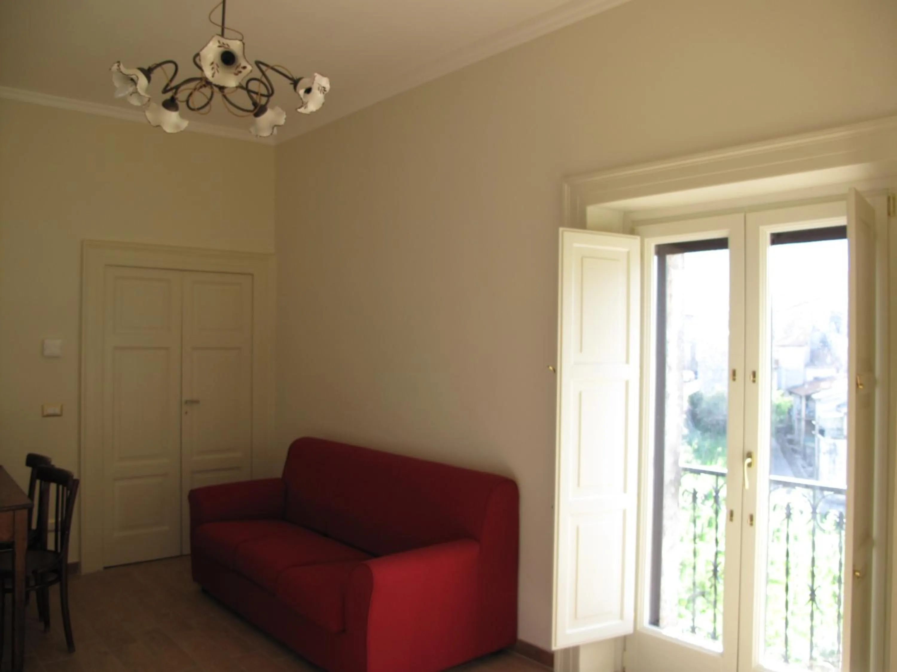 Property building in Casa Sarlo