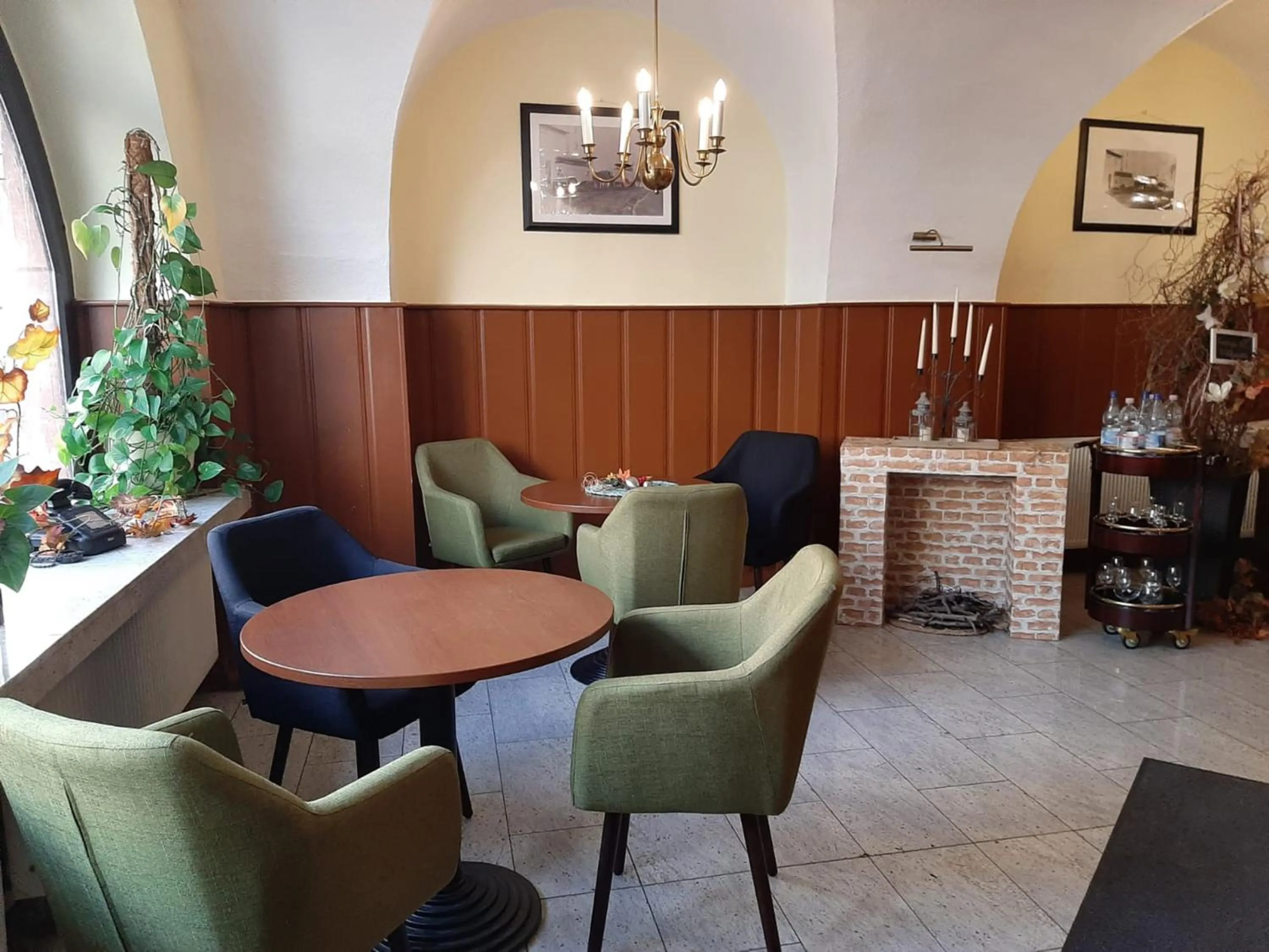 Lobby or reception, Lounge/Bar in Hotel Deutsches Haus Mittweida